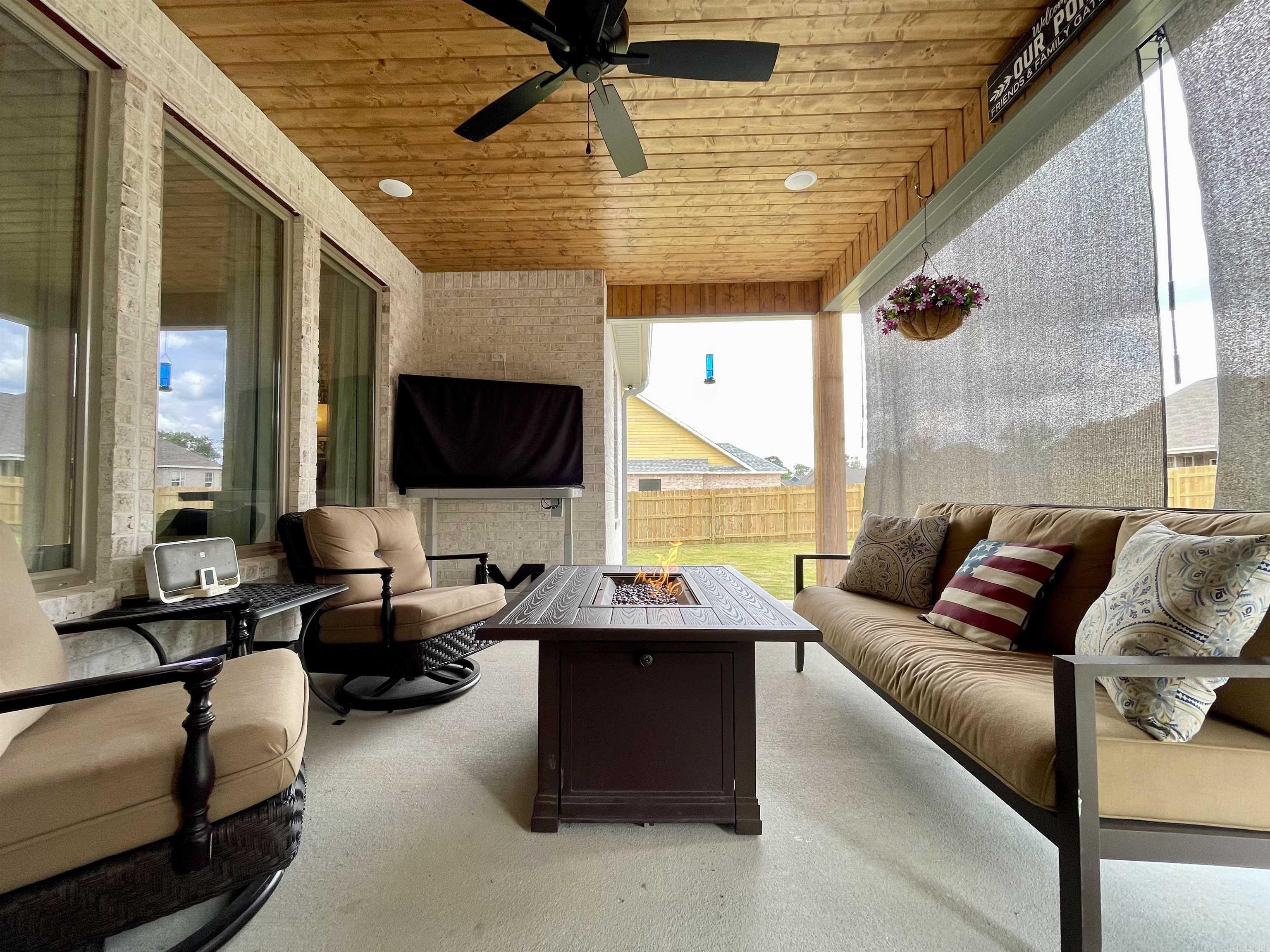 JACOB CREEK - Residential