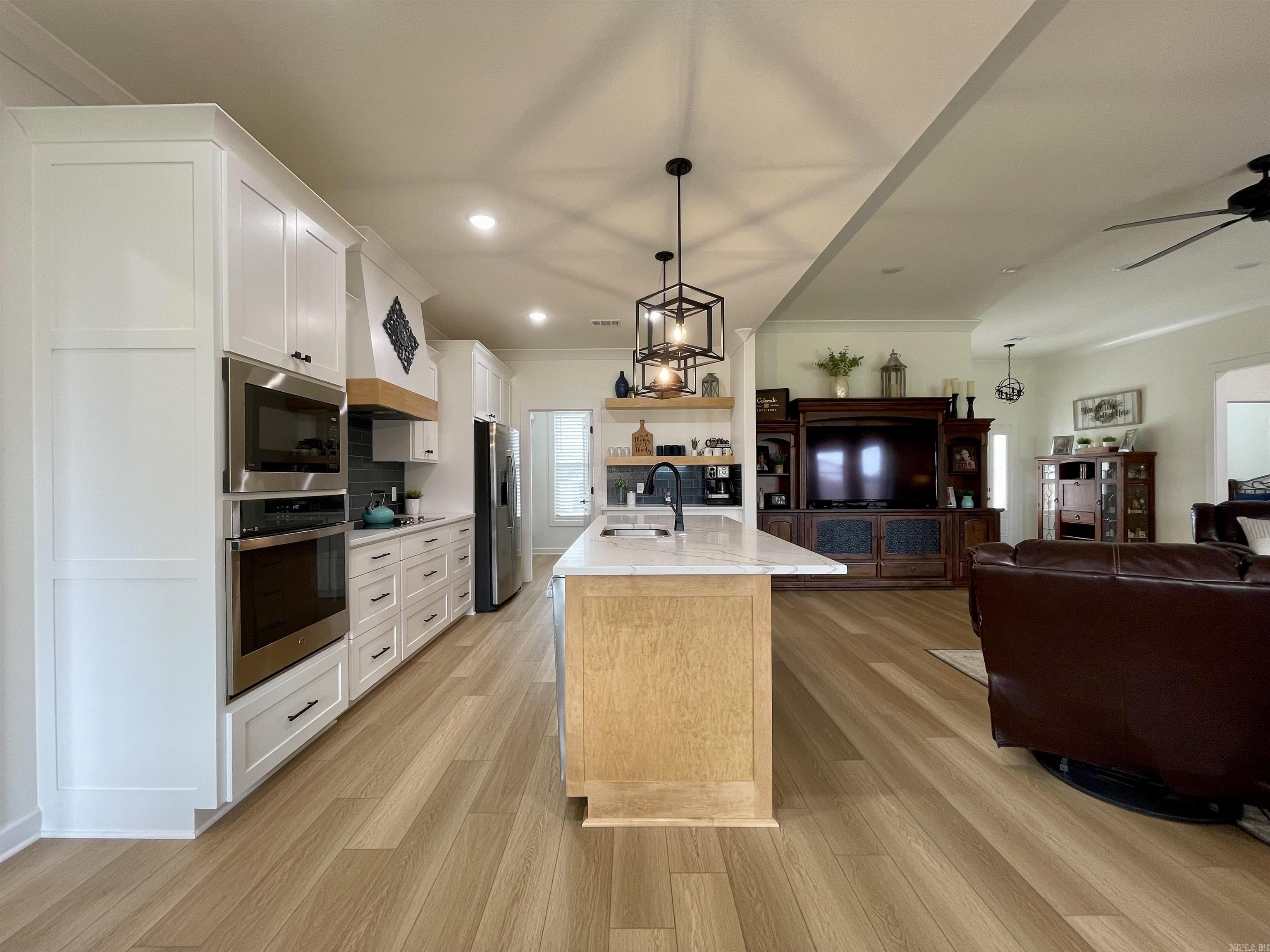 JACOB CREEK - Residential