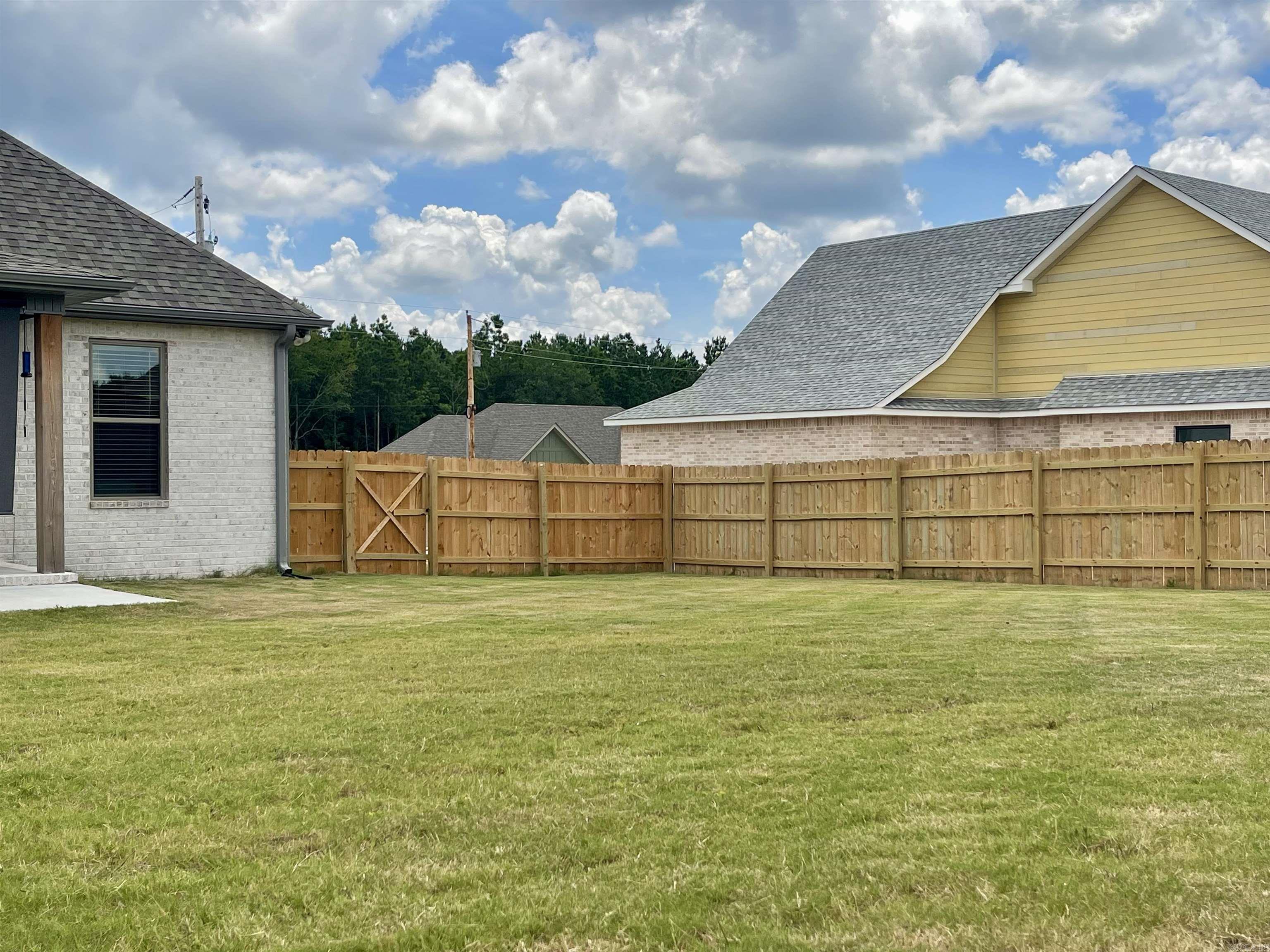 JACOB CREEK - Residential