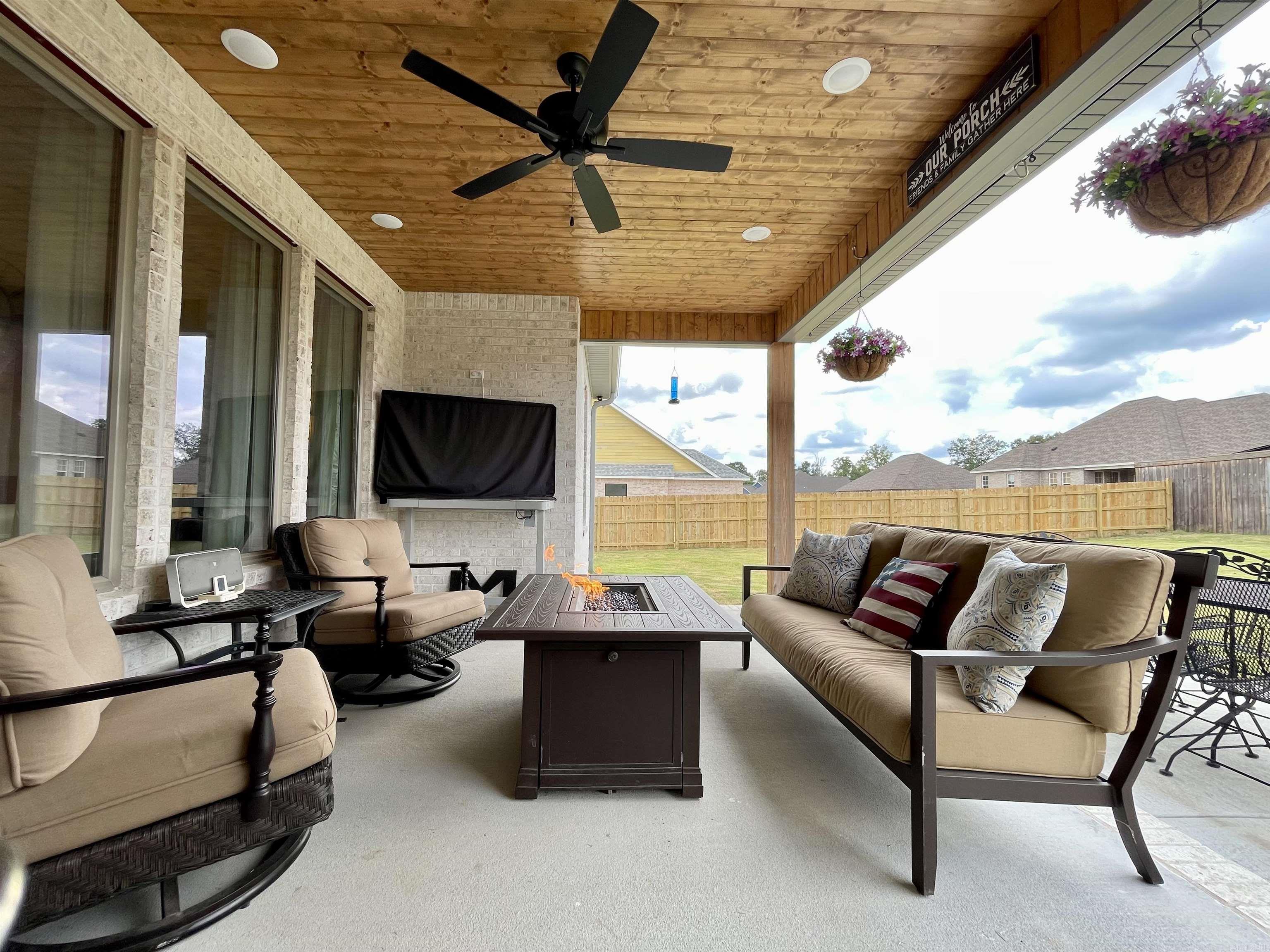 JACOB CREEK - Residential