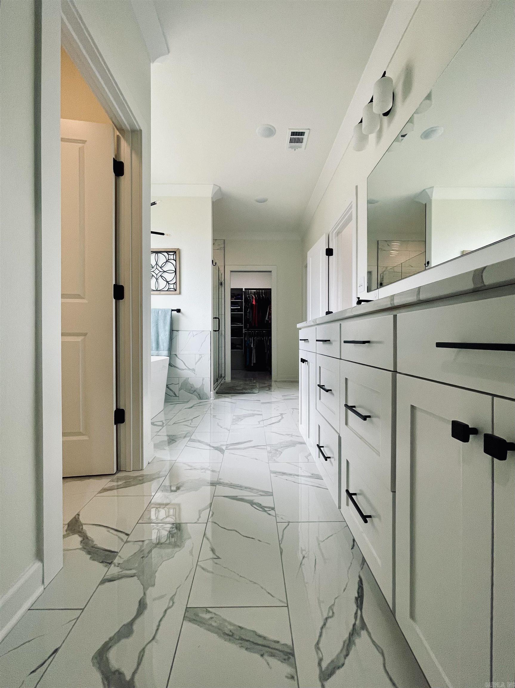 JACOB CREEK - Residential