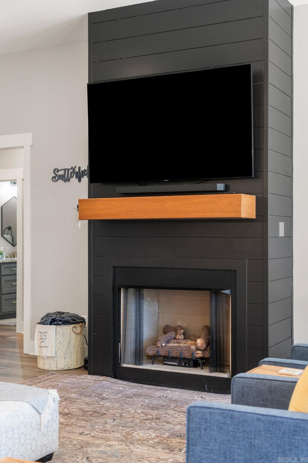 THE ACRES AT ARROWHEAD - Residential