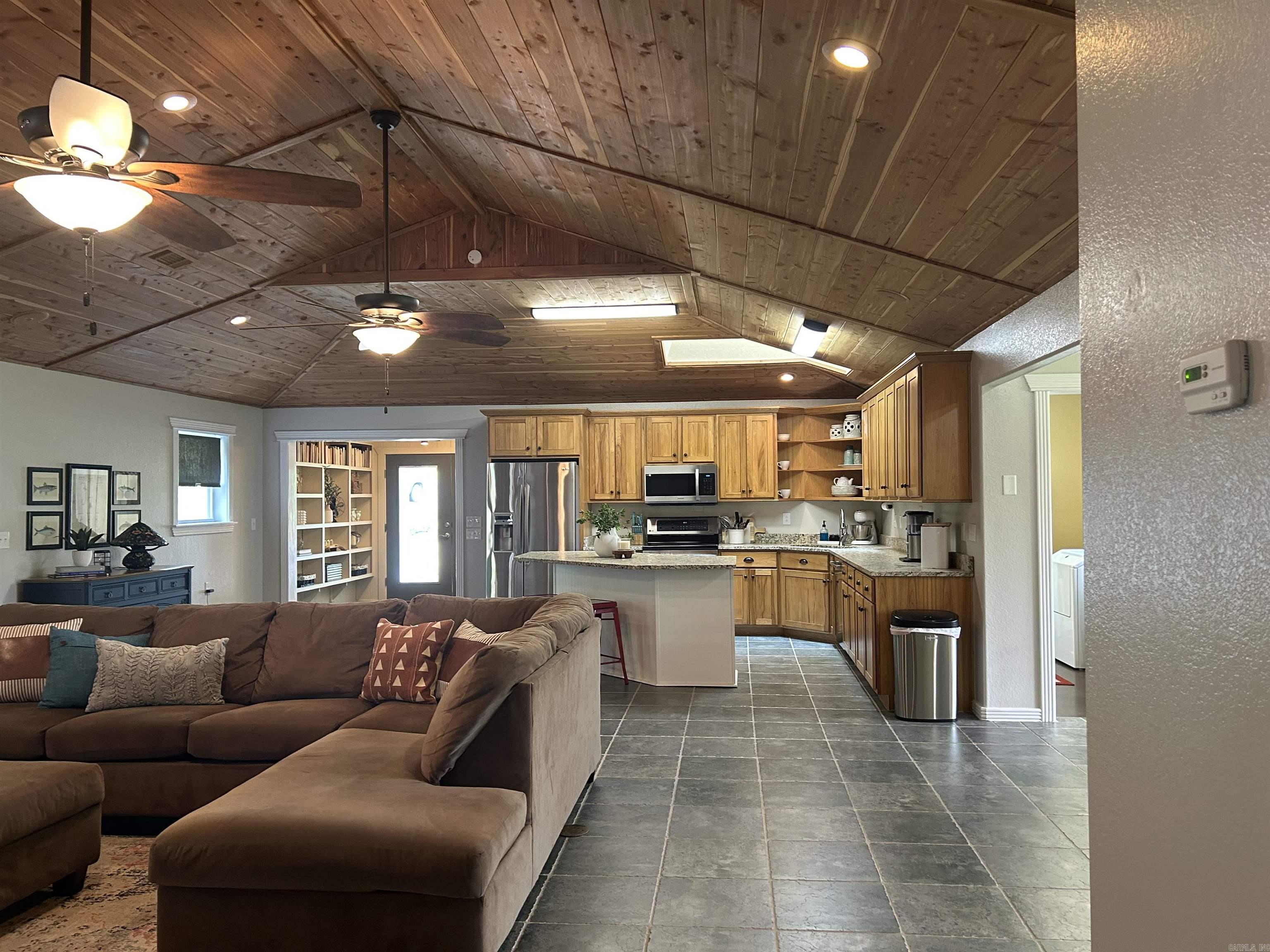 Lake Ridge Estates - Residential