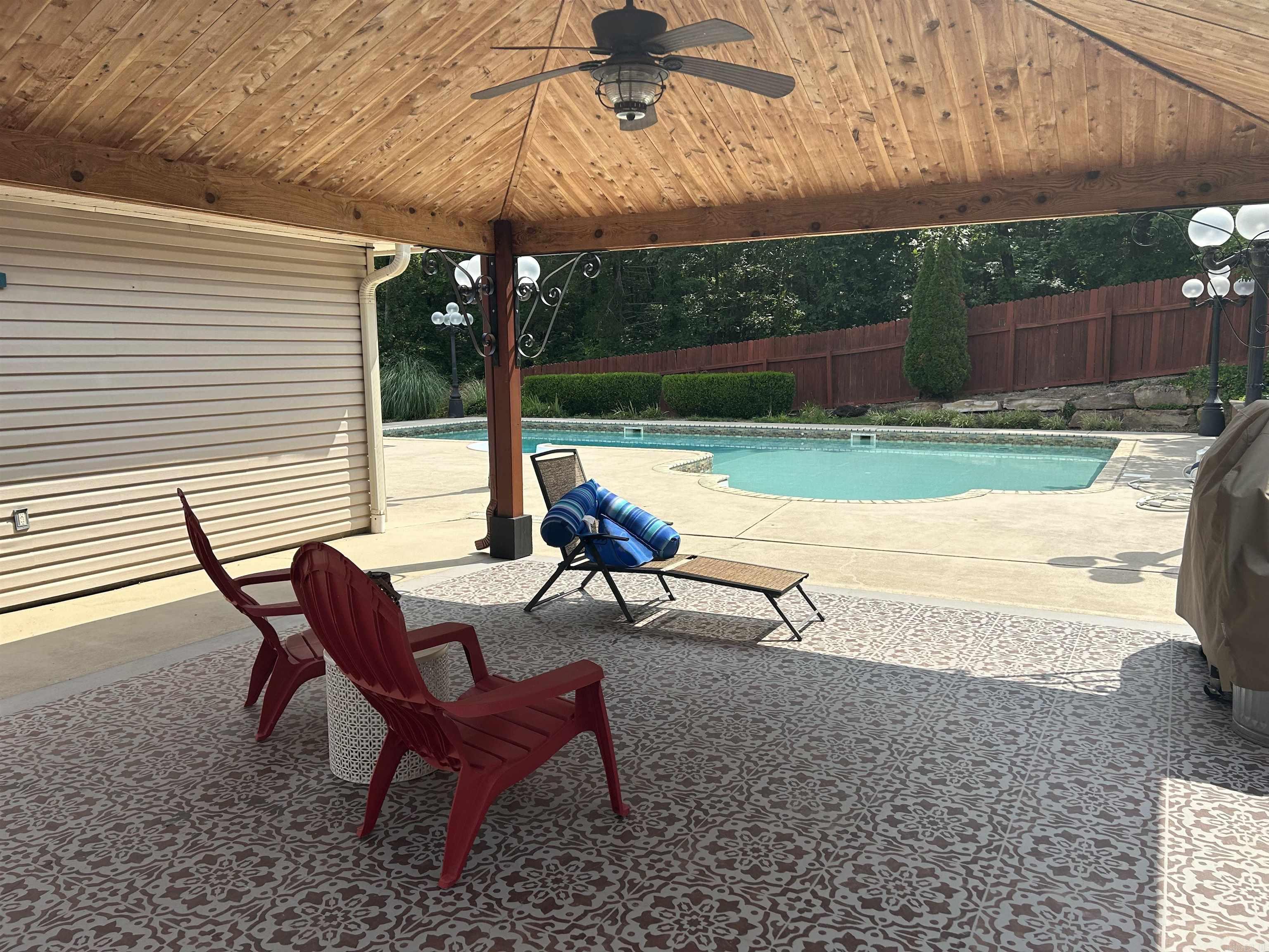 Lake Ridge Estates - Residential