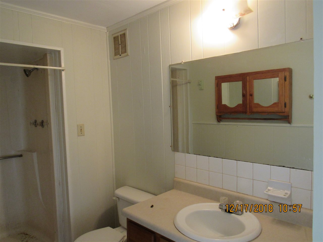 Davis & Garvin - Residential Lease