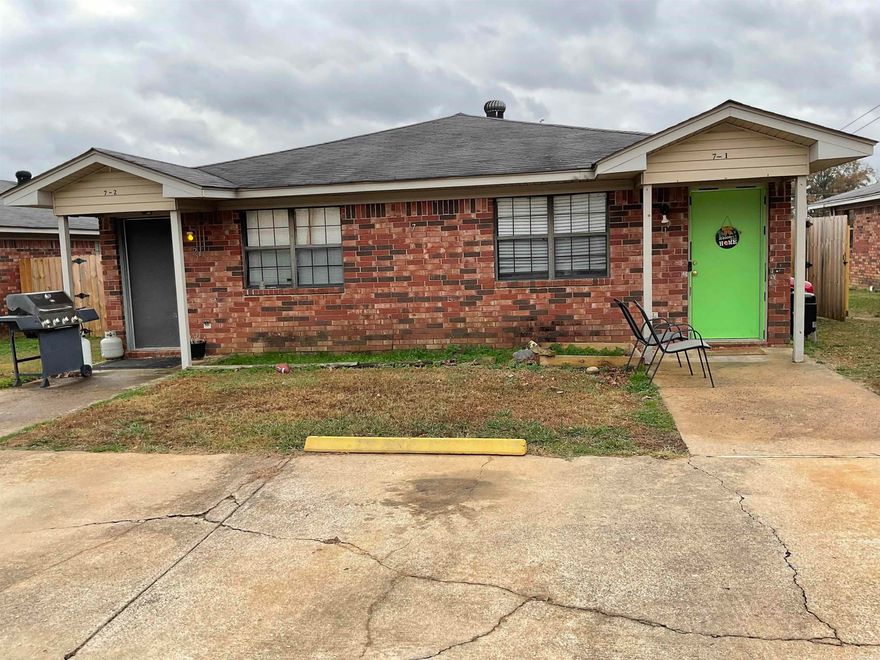 GREAT INVESTMENT PROPERTY !!!  I will sell individually or all 7 duplexes . Must have 24 hour notice