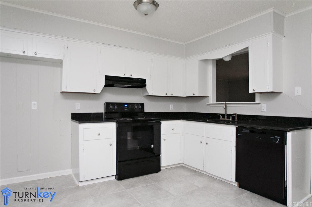 American Manor - Residential Lease