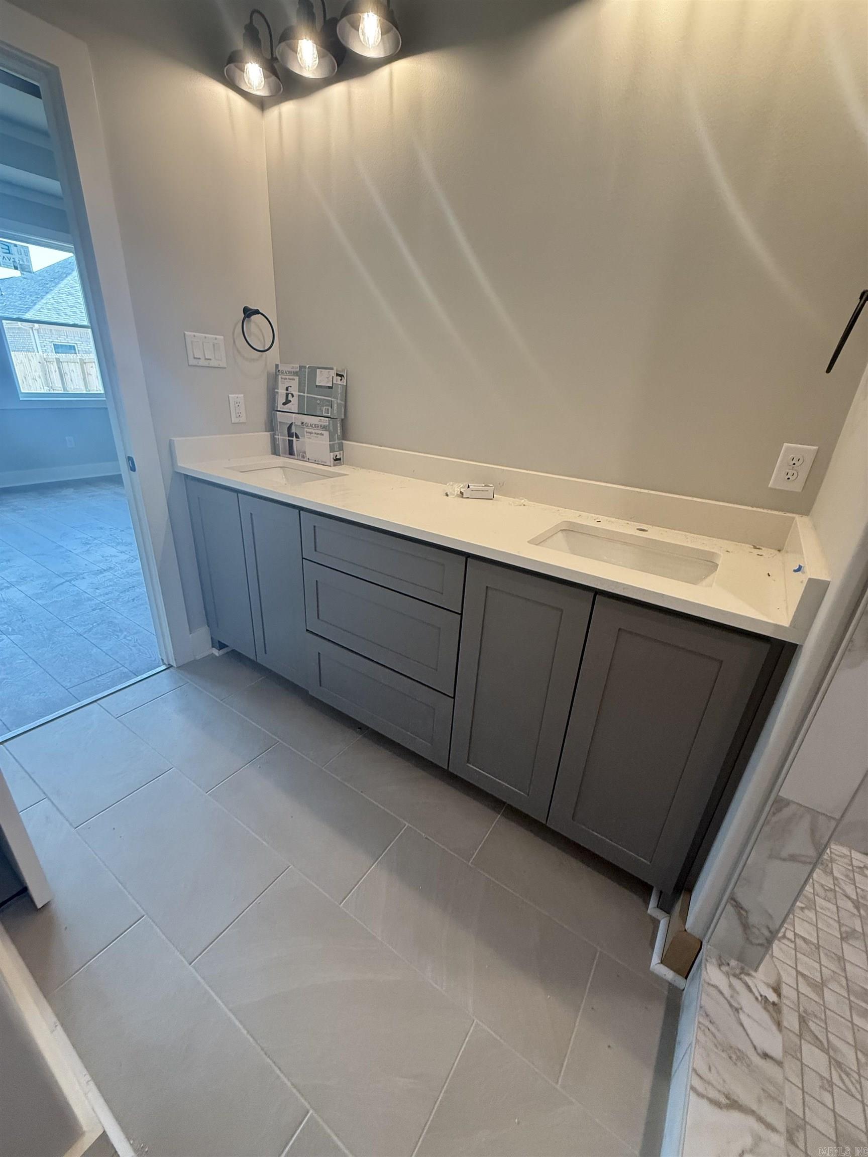 SPENCER CROSSING LLC - Residential