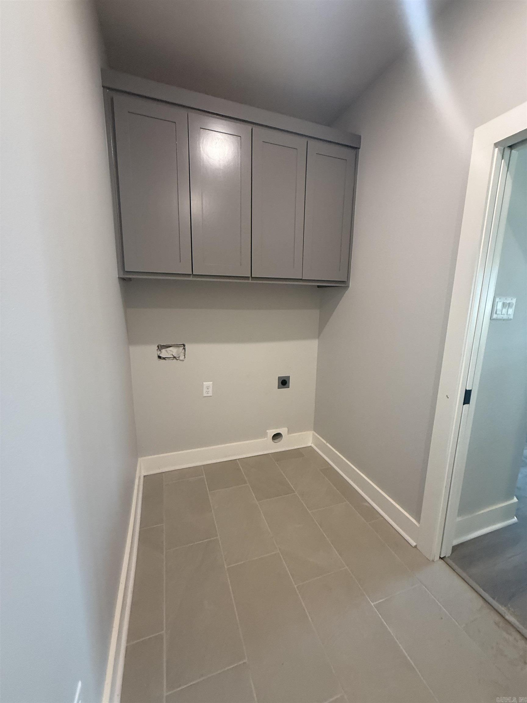 SPENCER CROSSING LLC - Residential