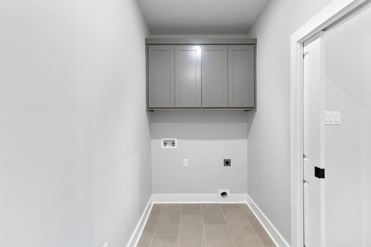 SPENCER CROSSING LLC - Residential