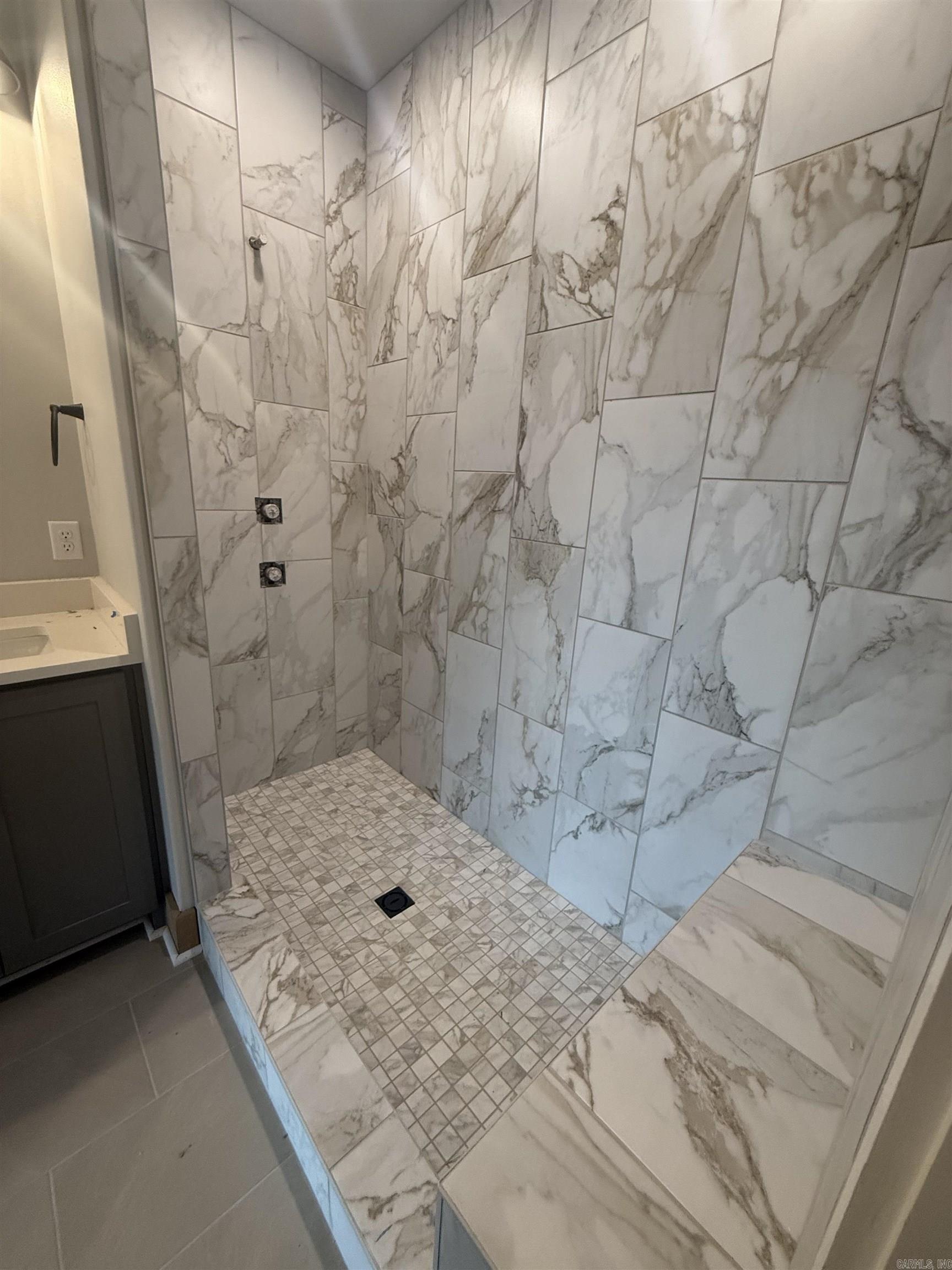 SPENCER CROSSING LLC - Residential