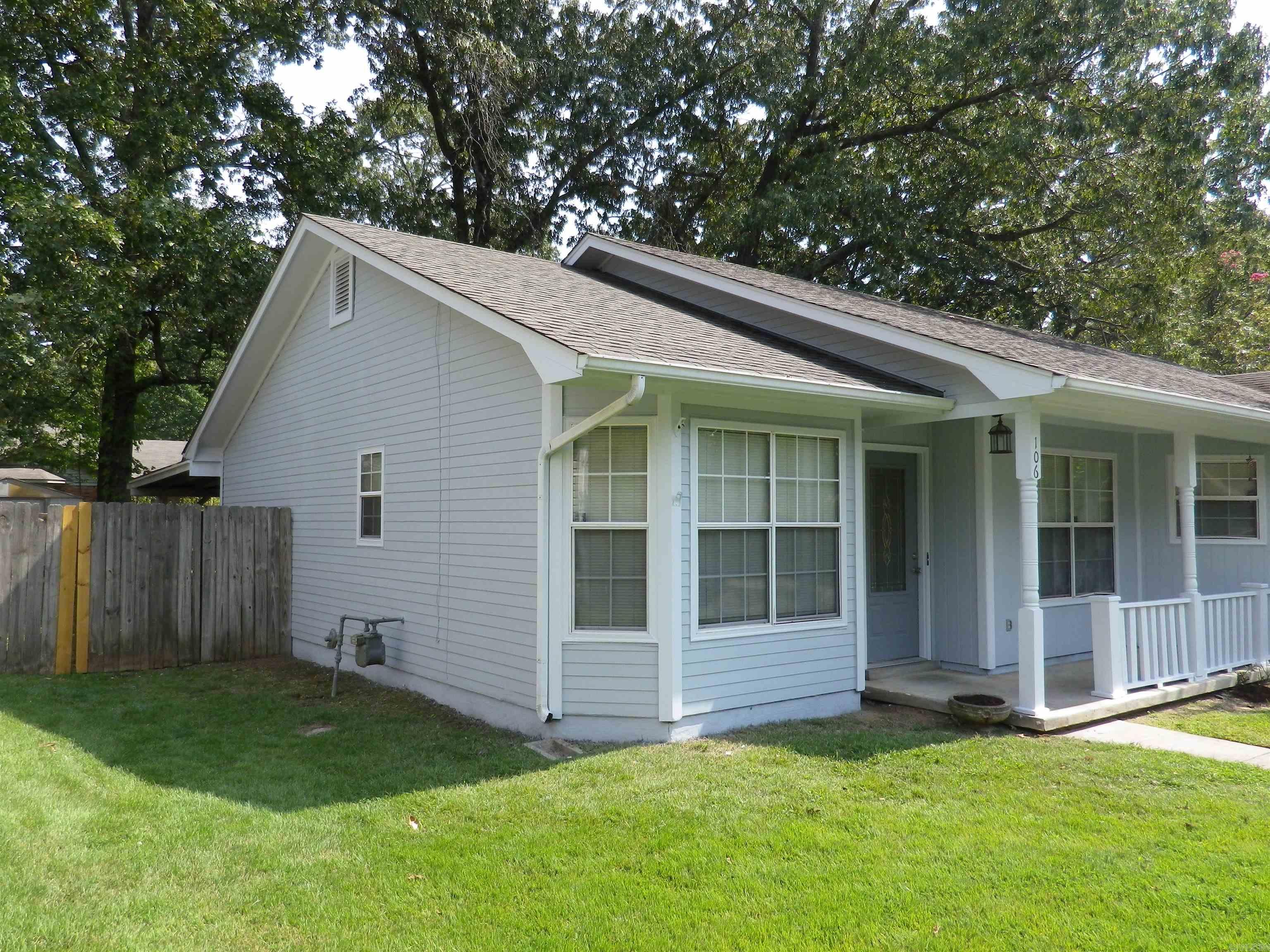 WESTLAKE - Residential