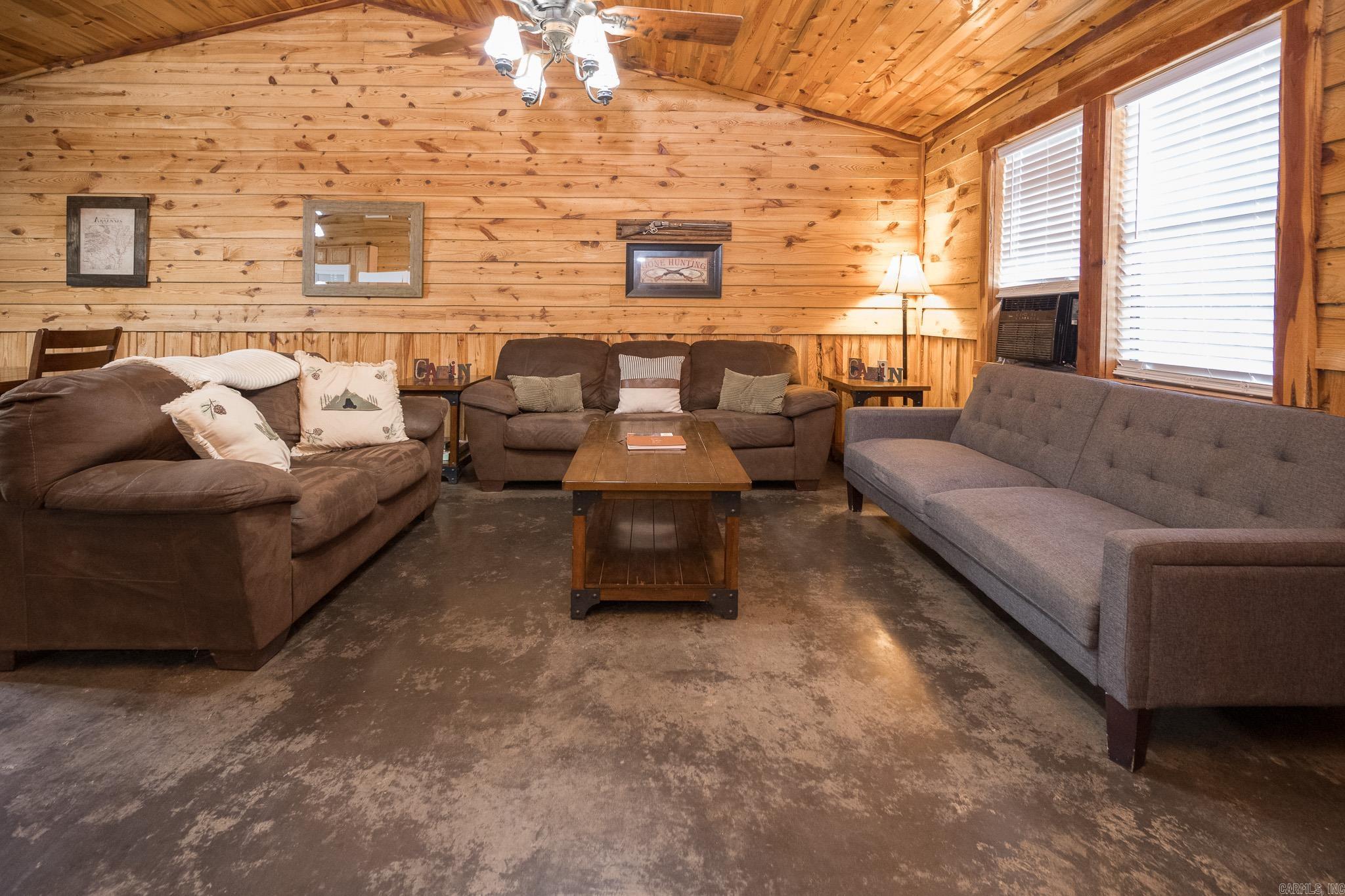 Board Camp - Residential