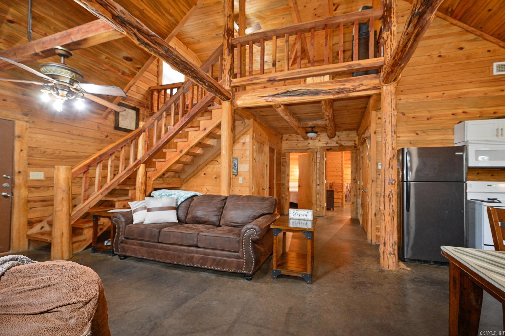 Board Camp - Residential