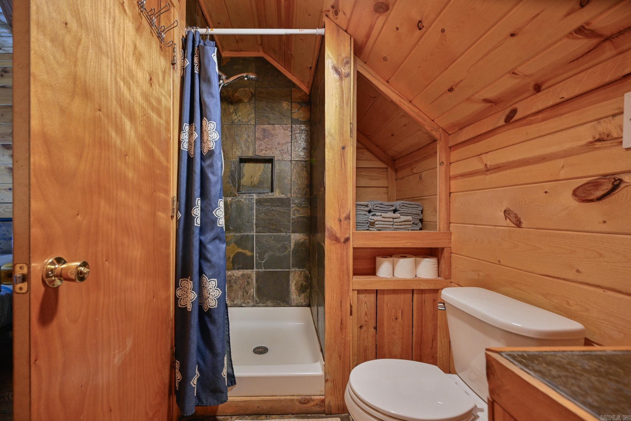 Board Camp - Residential