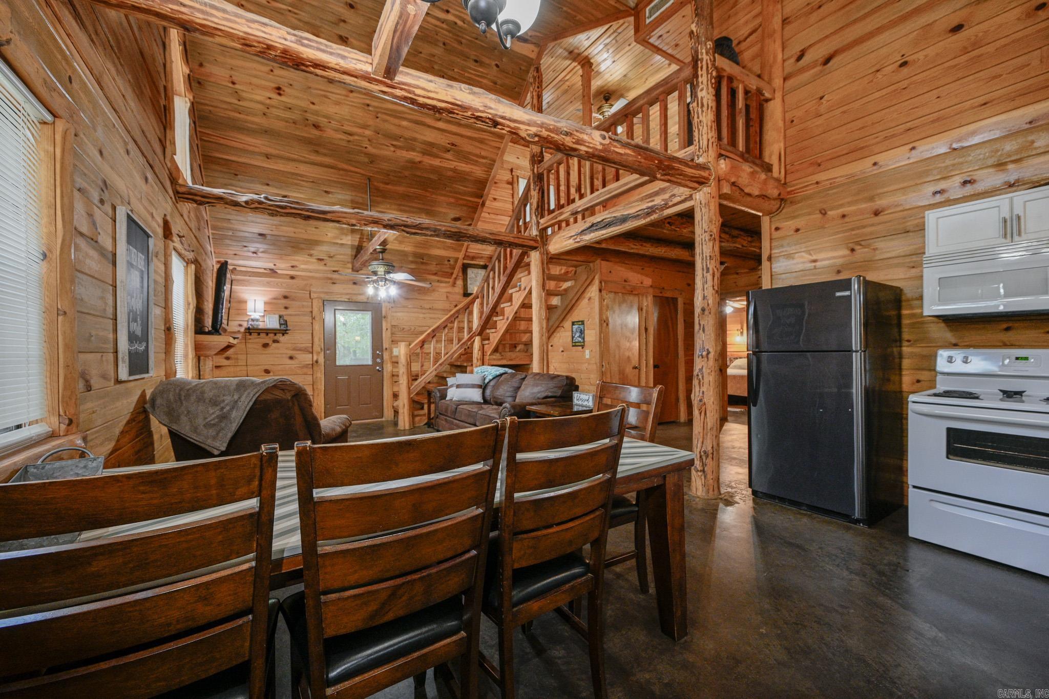 Board Camp - Residential