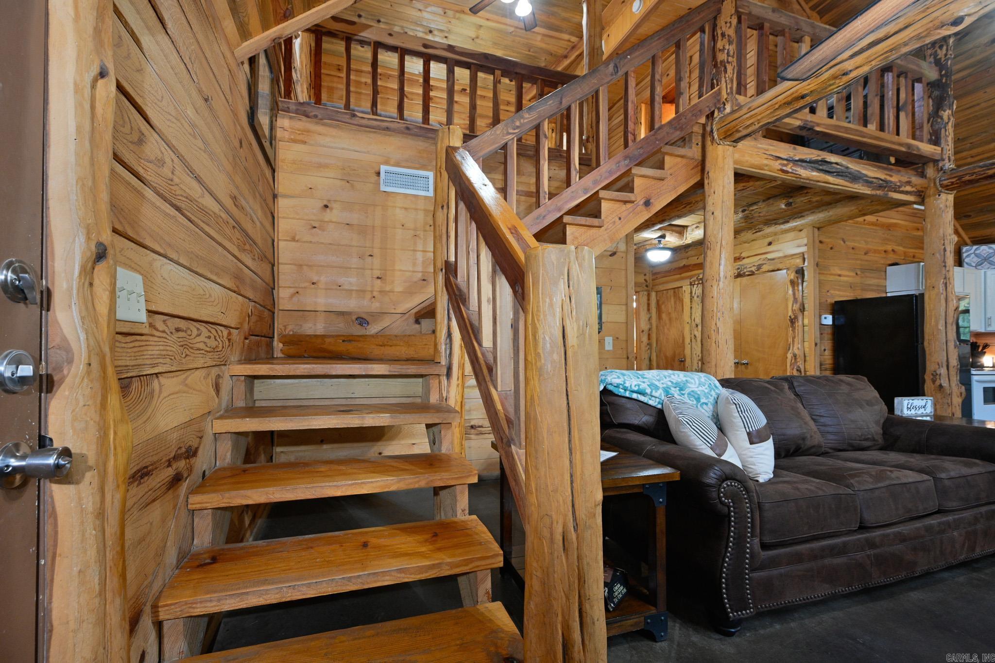 Board Camp - Residential