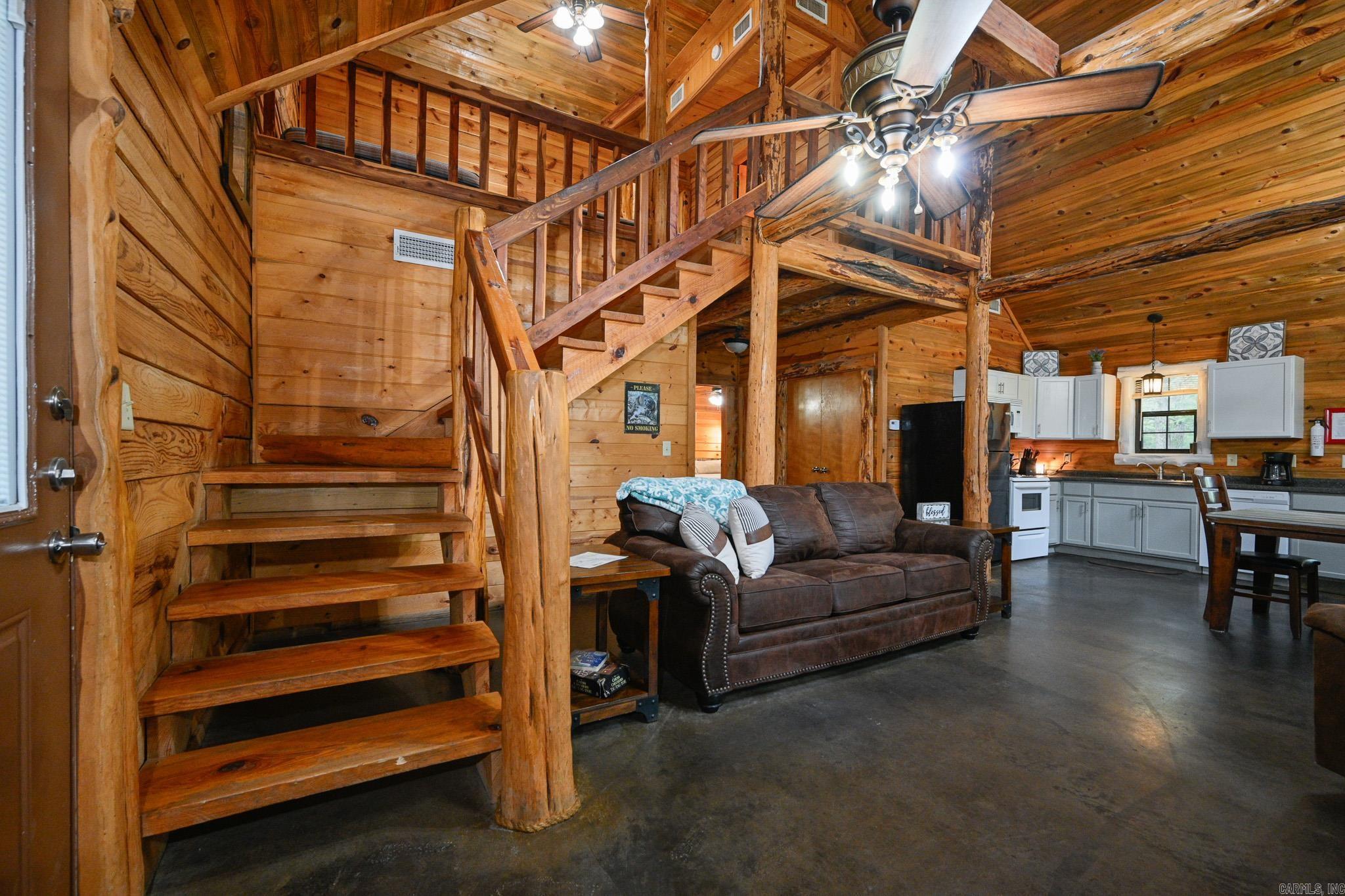 Board Camp - Residential