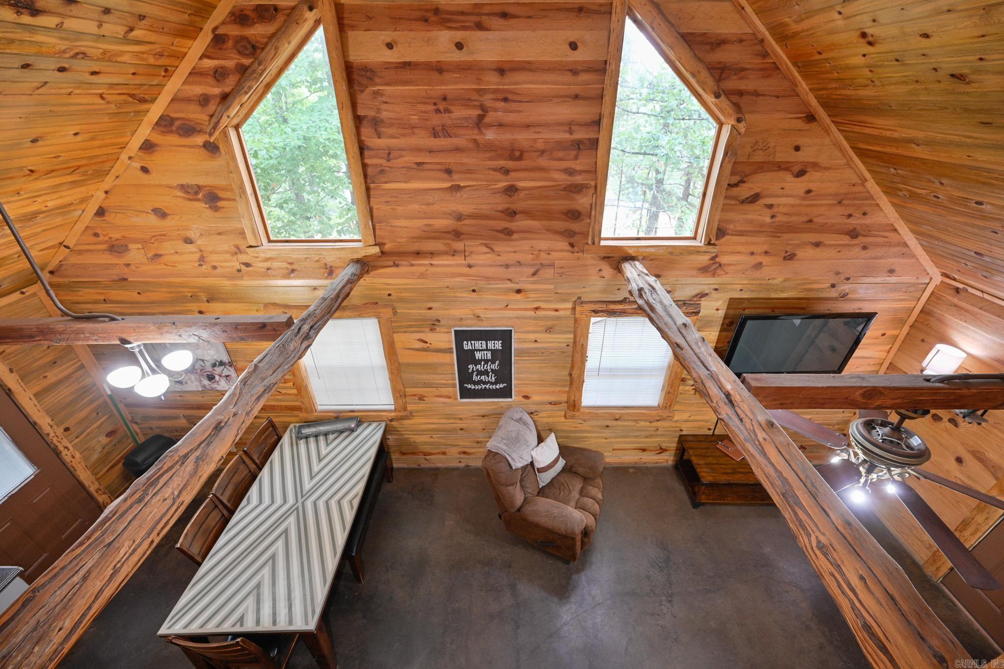 Board Camp - Residential