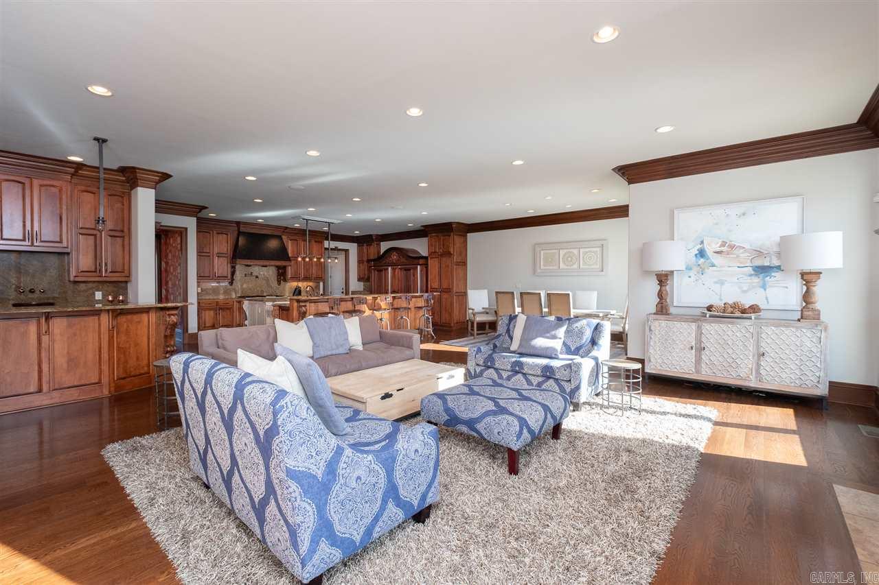 PARK HILL - Residential