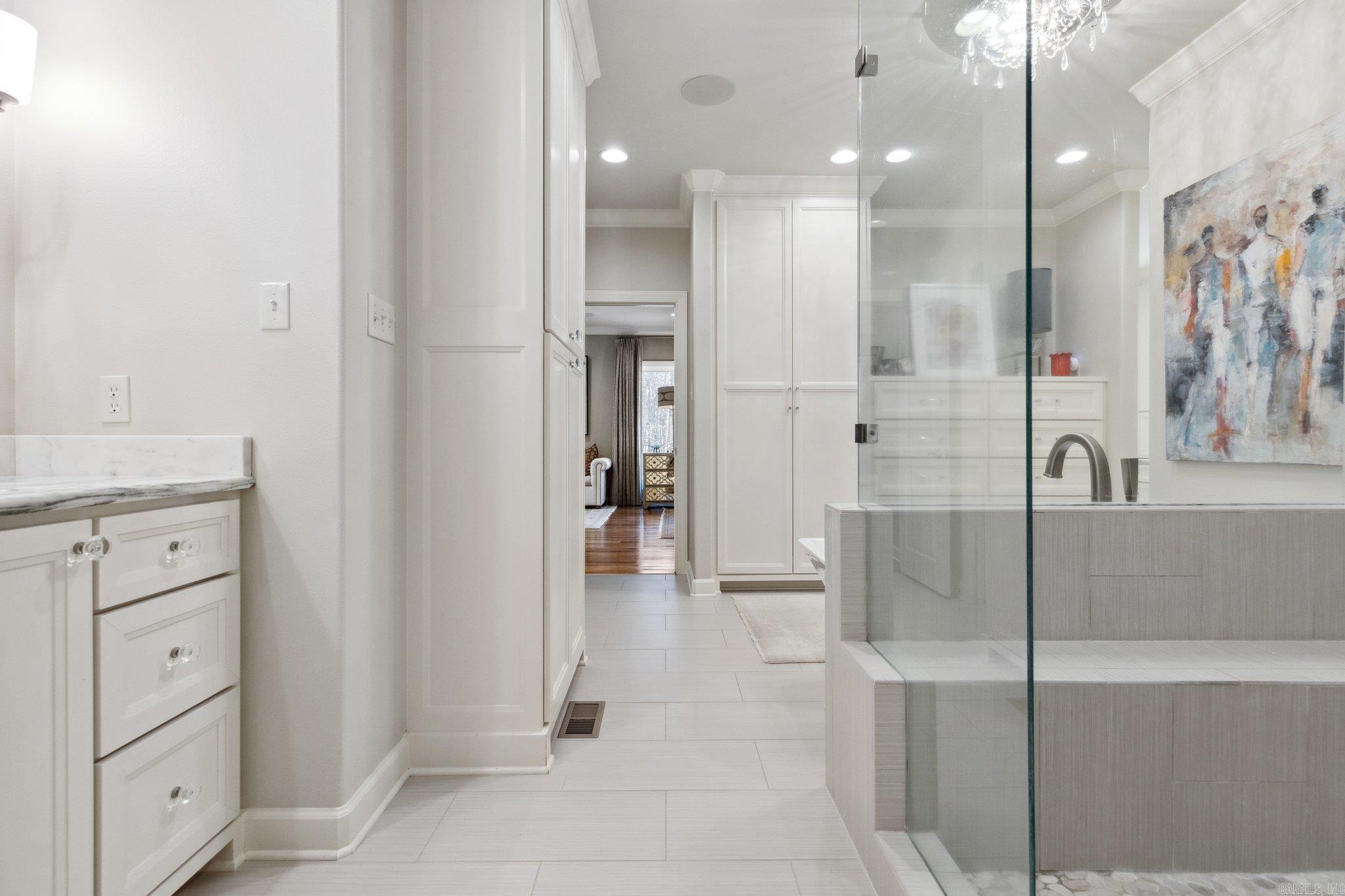 PINNACLE ZINLLAND ESTATES - Residential