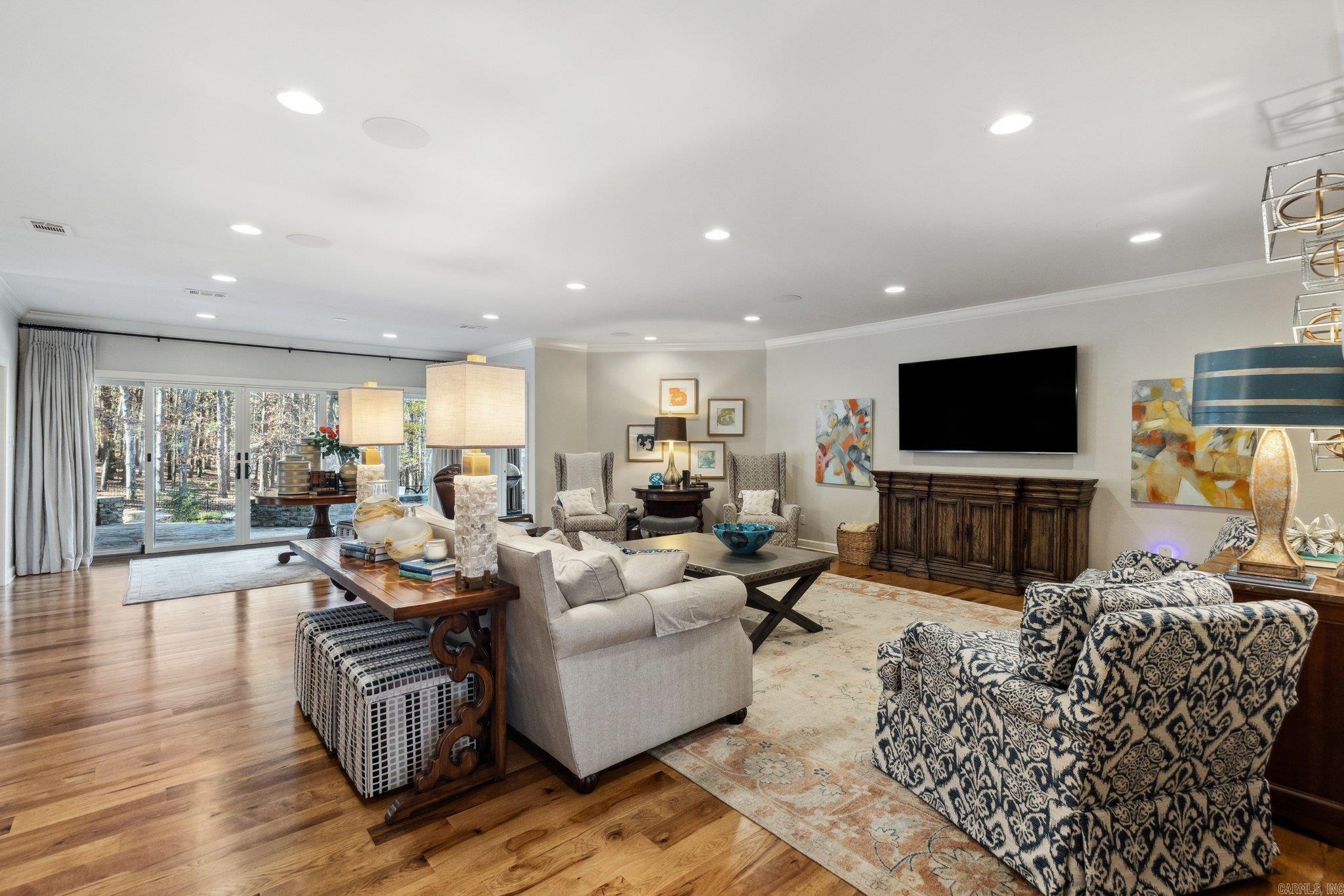 PINNACLE ZINLLAND ESTATES - Residential