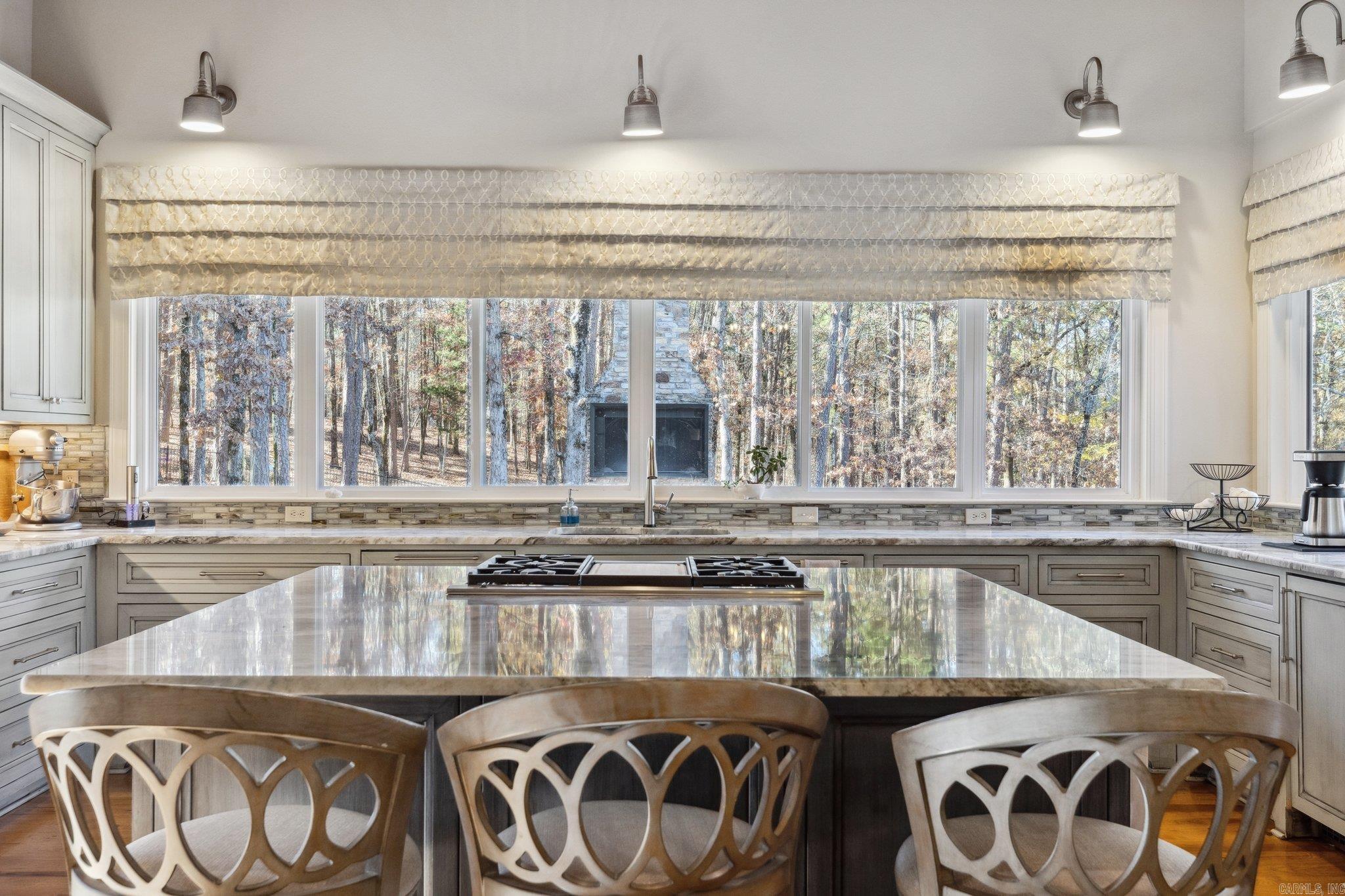 PINNACLE ZINLLAND ESTATES - Residential