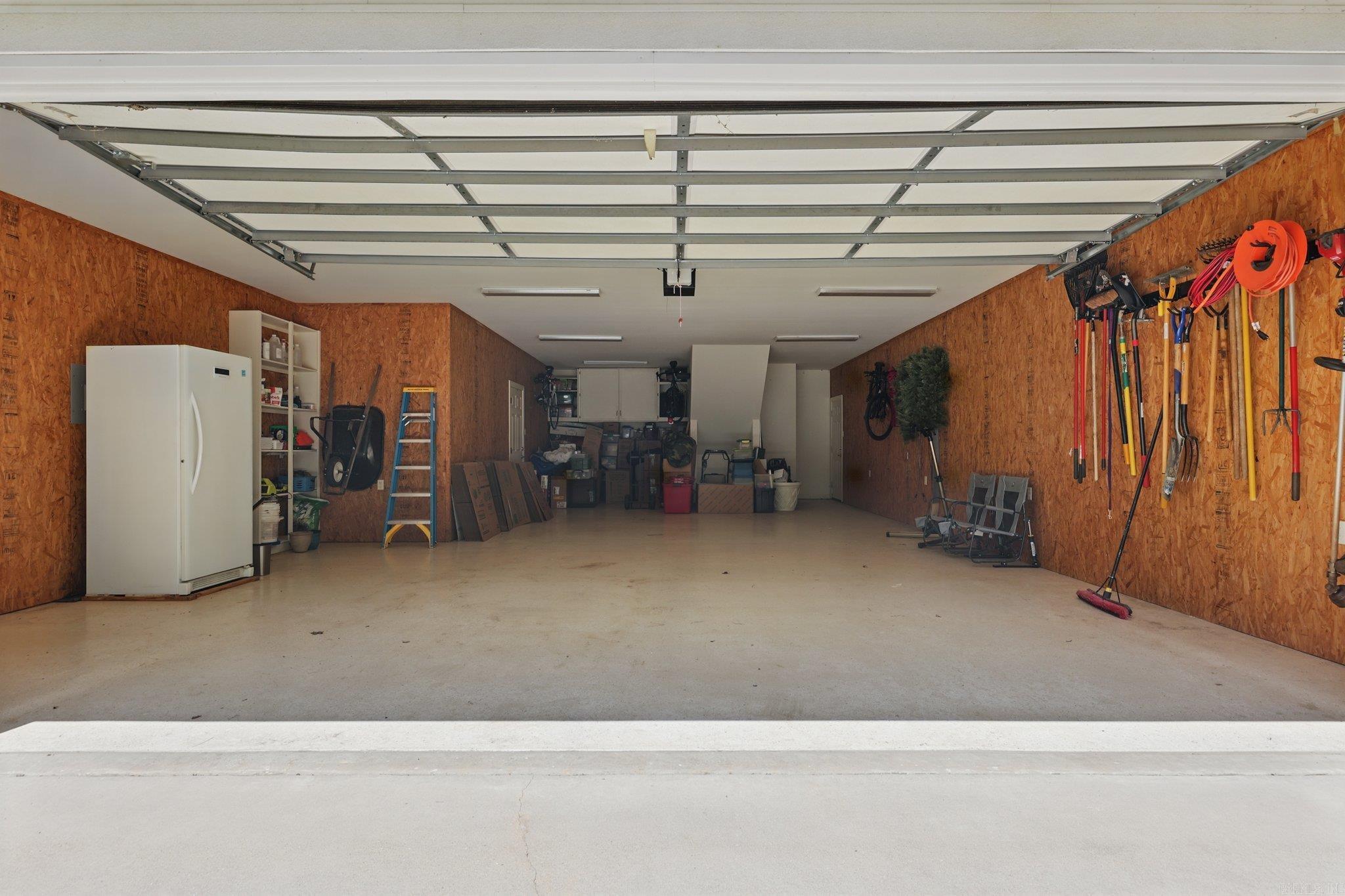 PINNACLE ZINLLAND ESTATES - Residential