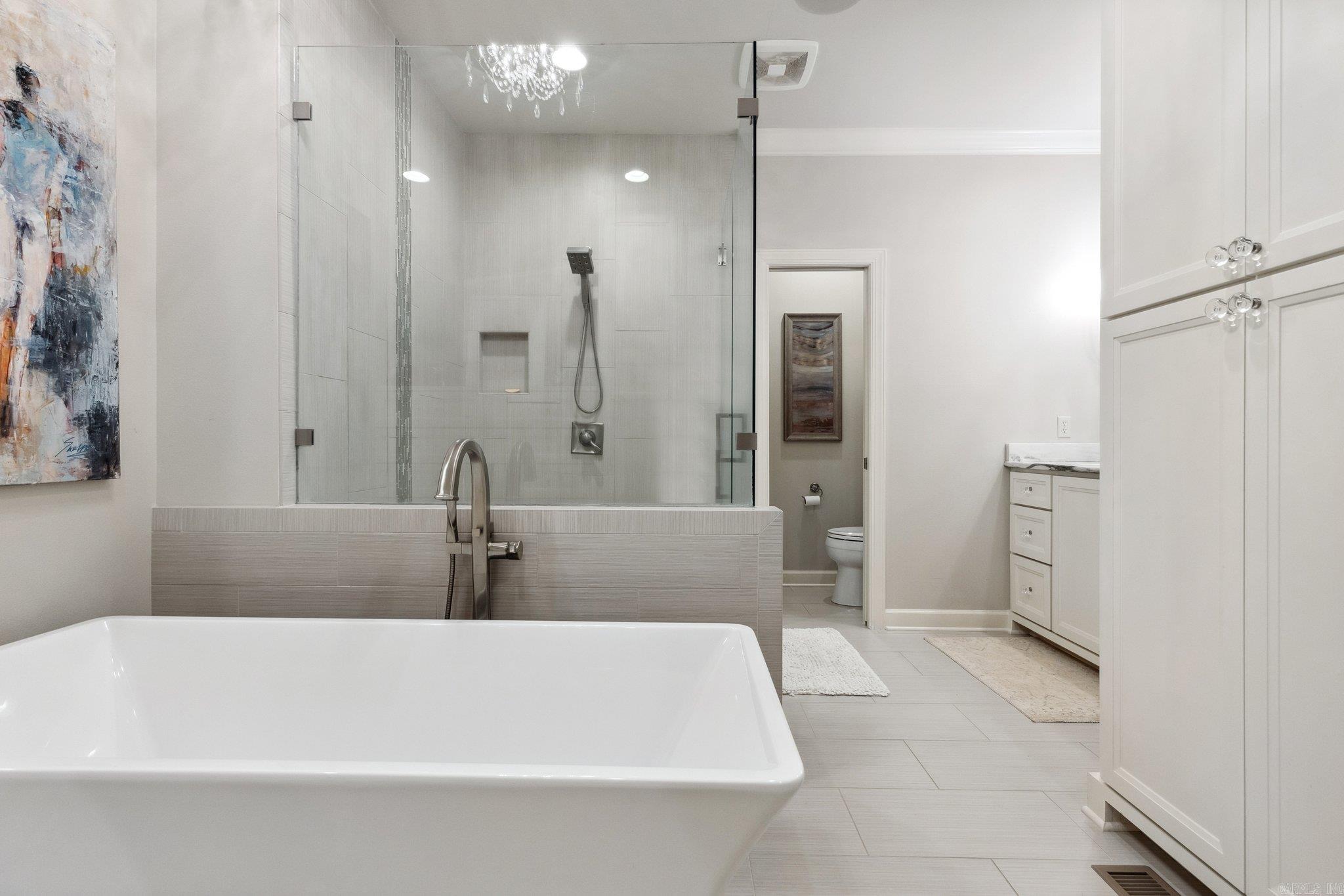 PINNACLE ZINLLAND ESTATES - Residential