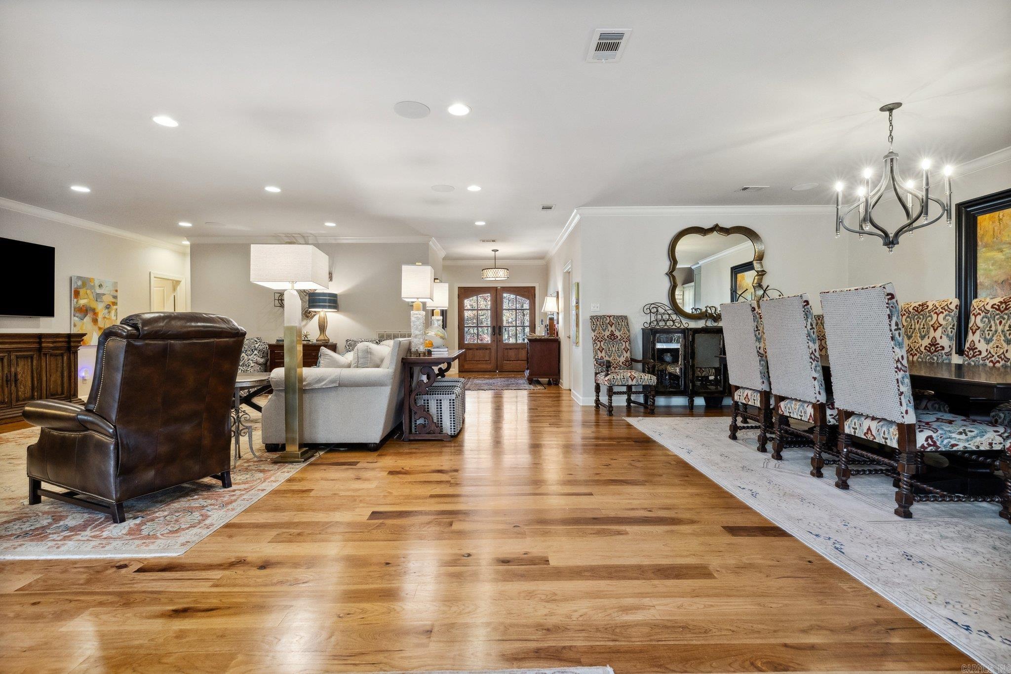 PINNACLE ZINLLAND ESTATES - Residential