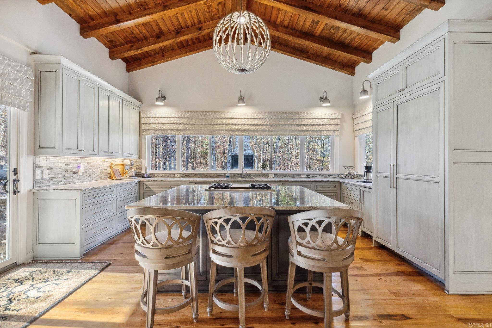 PINNACLE ZINLLAND ESTATES - Residential