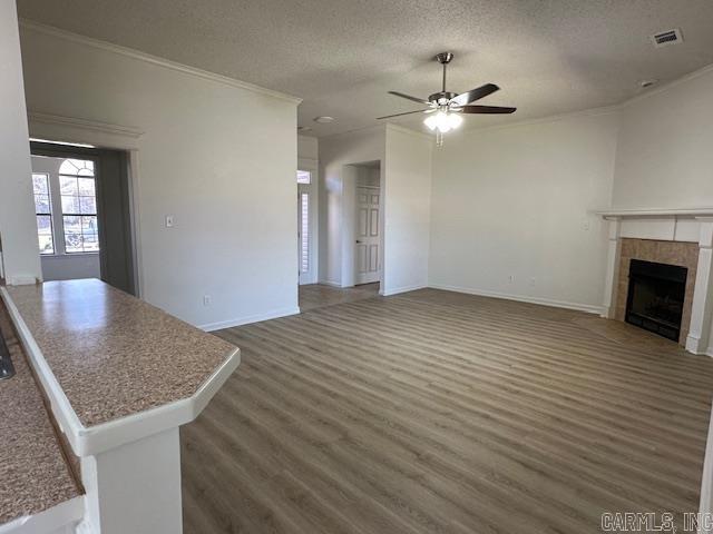 EMERALD VALLEY - Residential