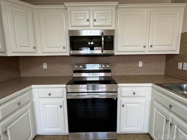 EMERALD VALLEY - Residential