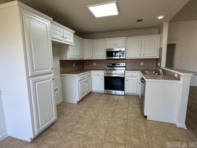 EMERALD VALLEY - Residential