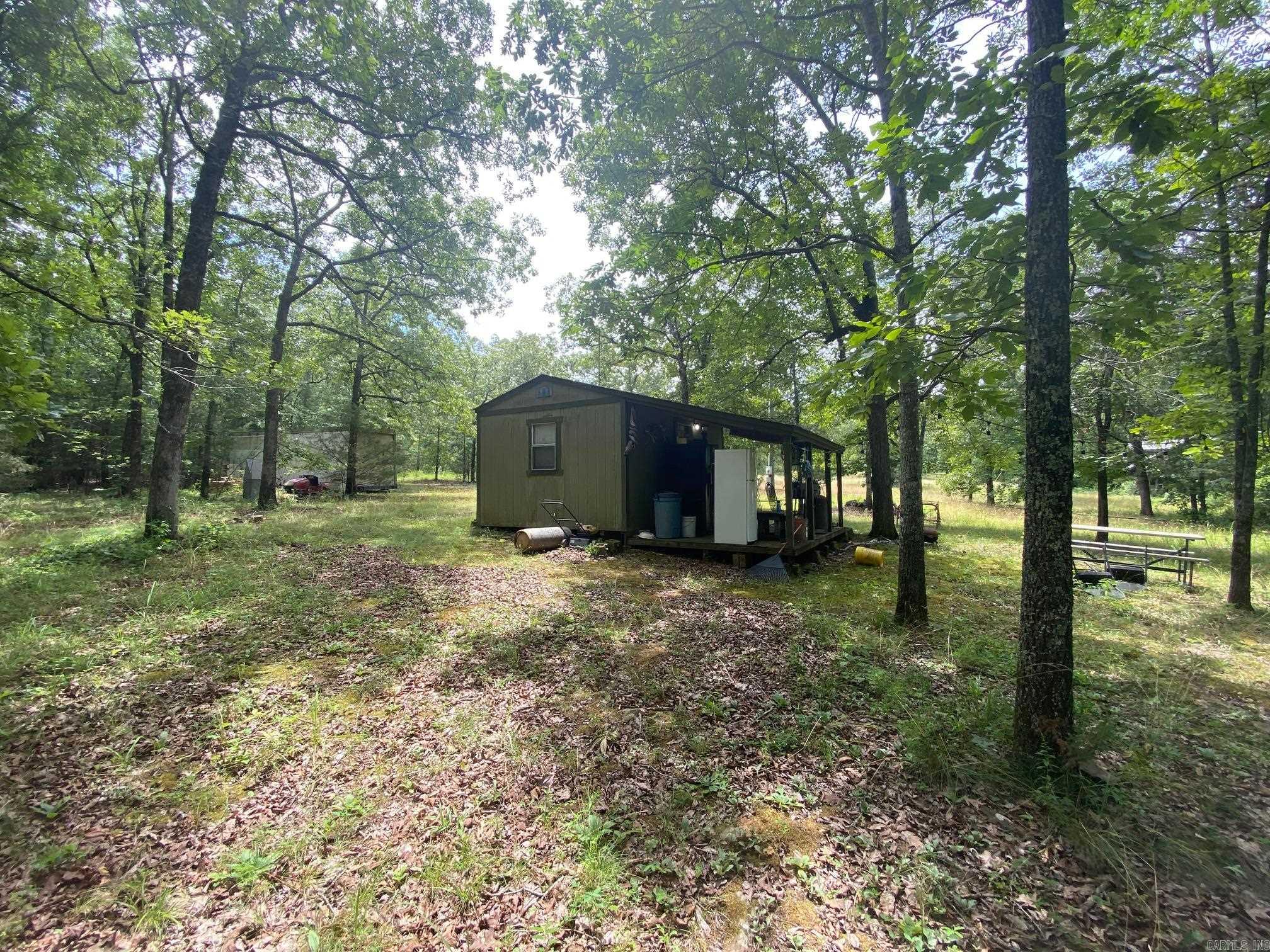 Metes & Bounds - Land