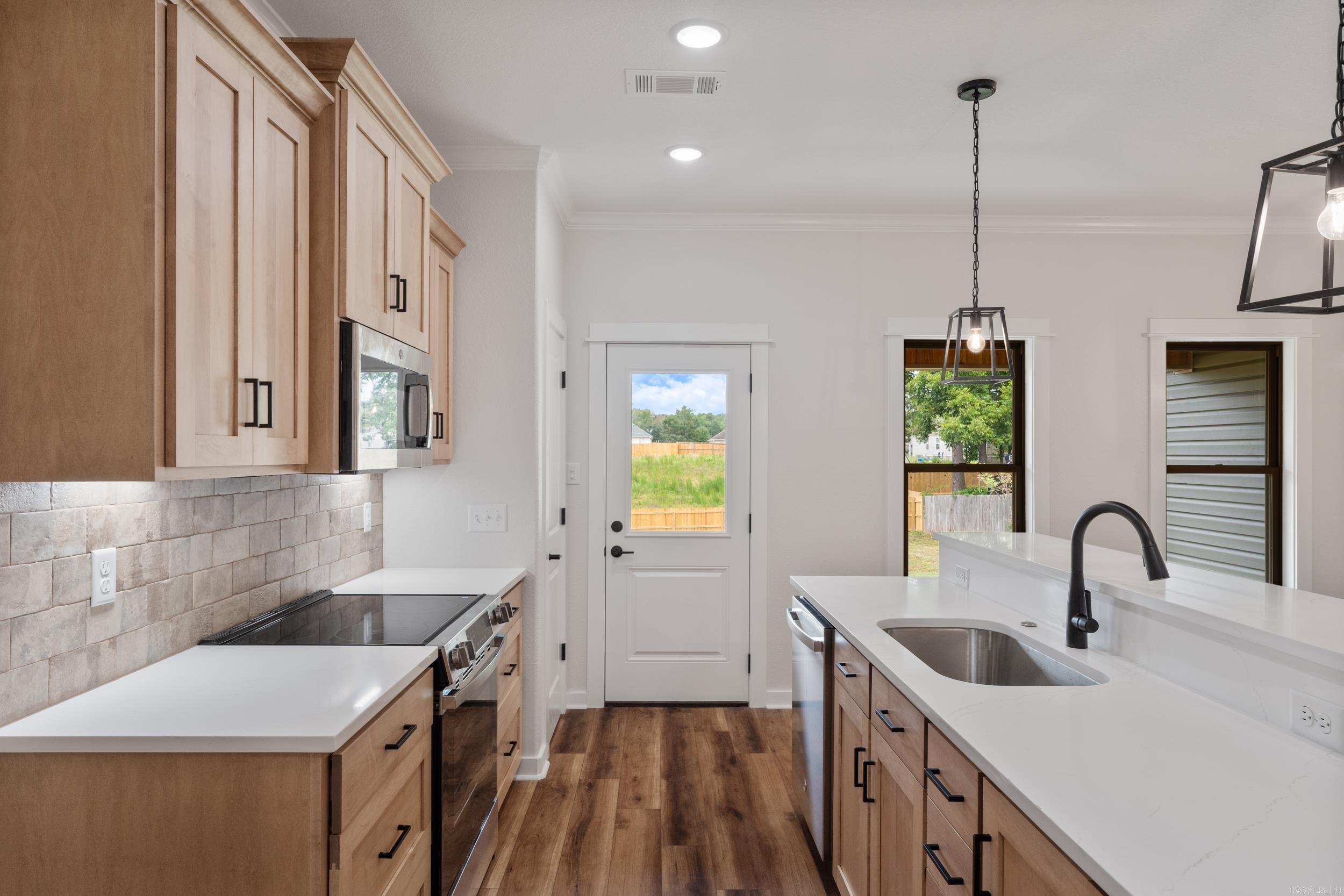 EIGHTH ADDN - Residential