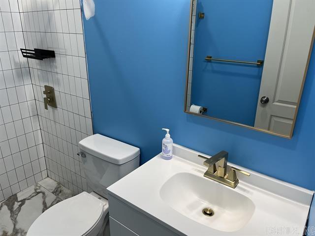 Austin & Taylor - Residential Lease