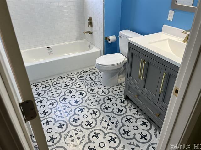 Austin & Taylor - Residential Lease