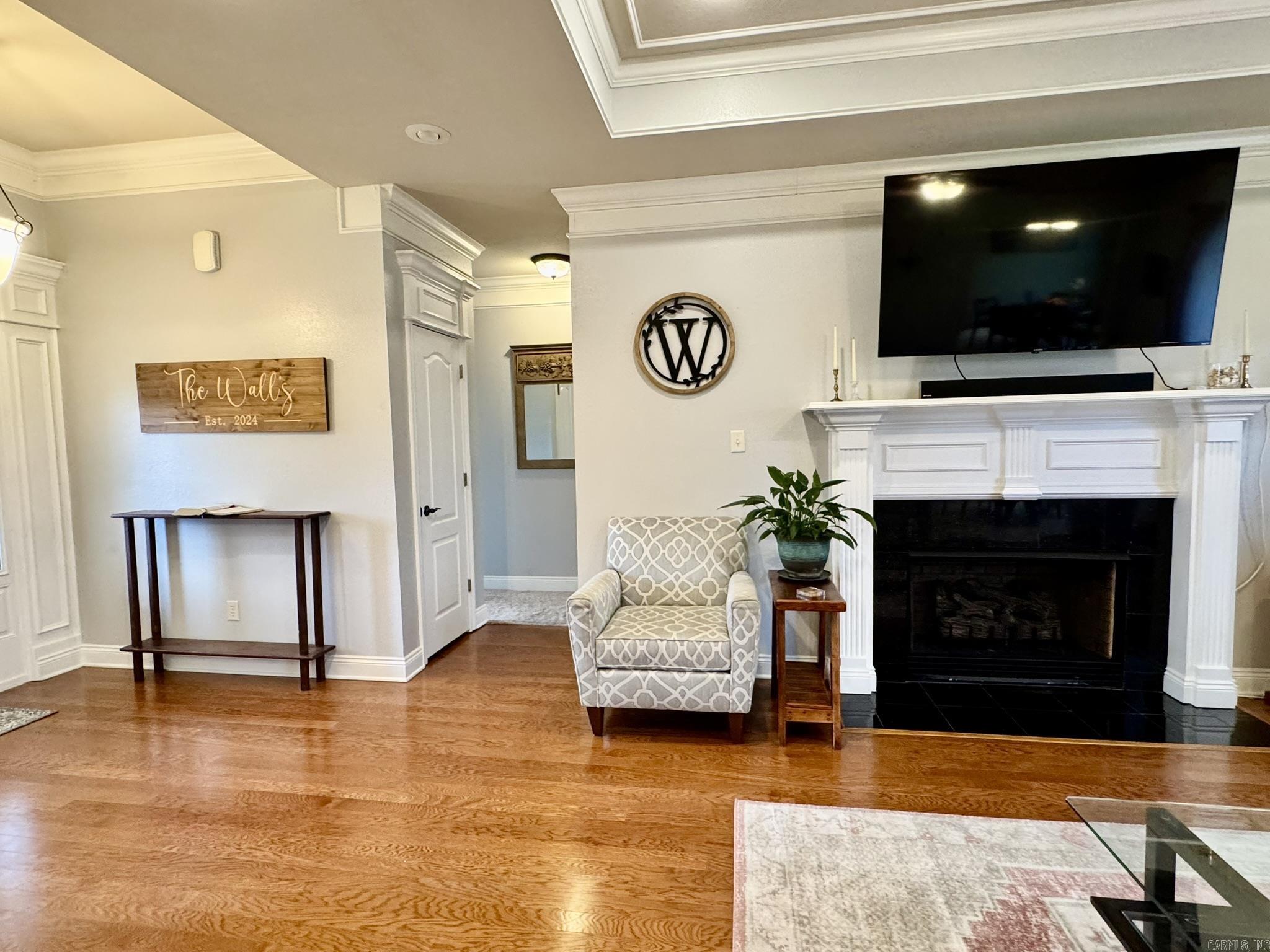 SHADOW CREEK - Residential