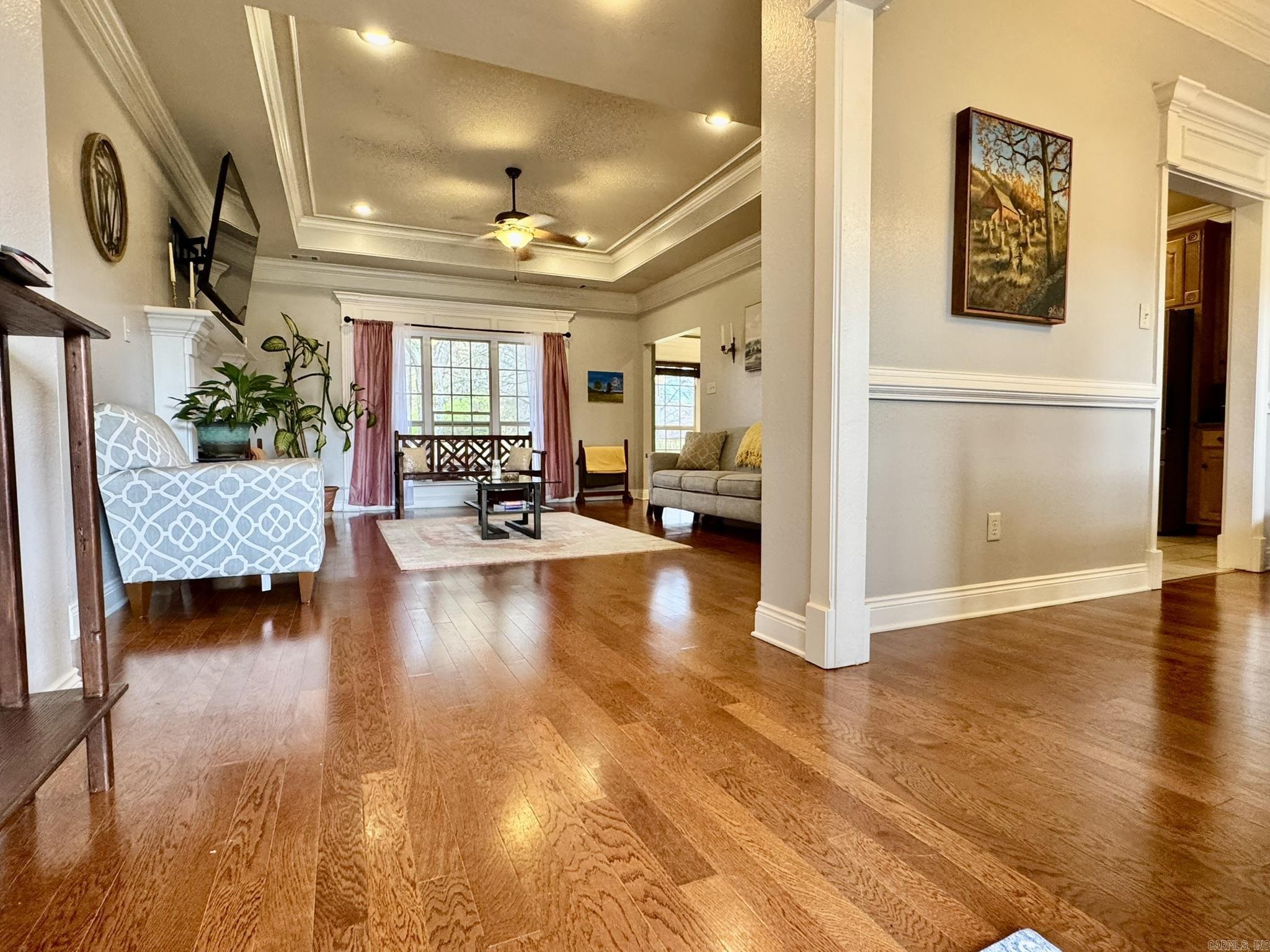 SHADOW CREEK - Residential