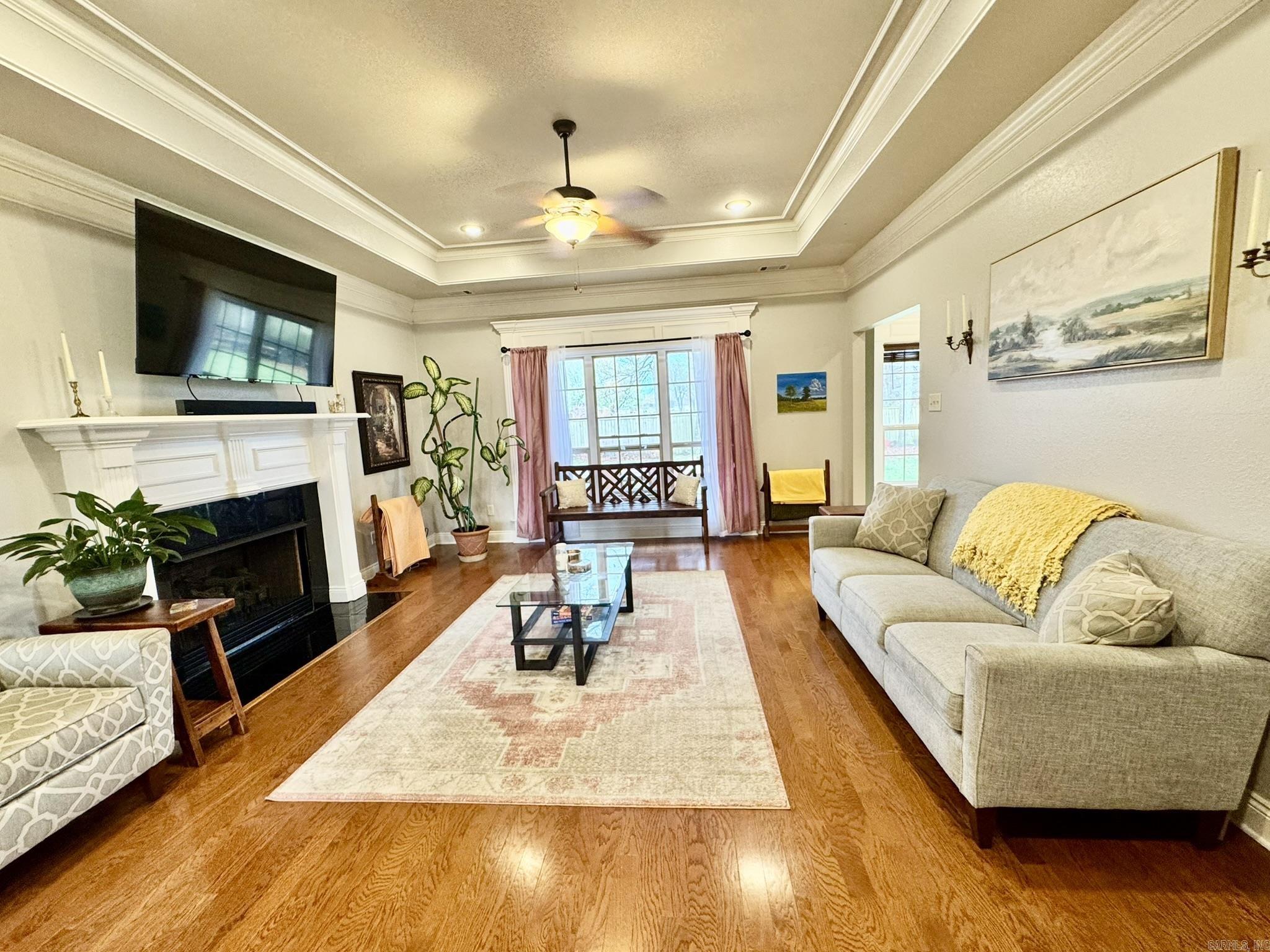 SHADOW CREEK - Residential