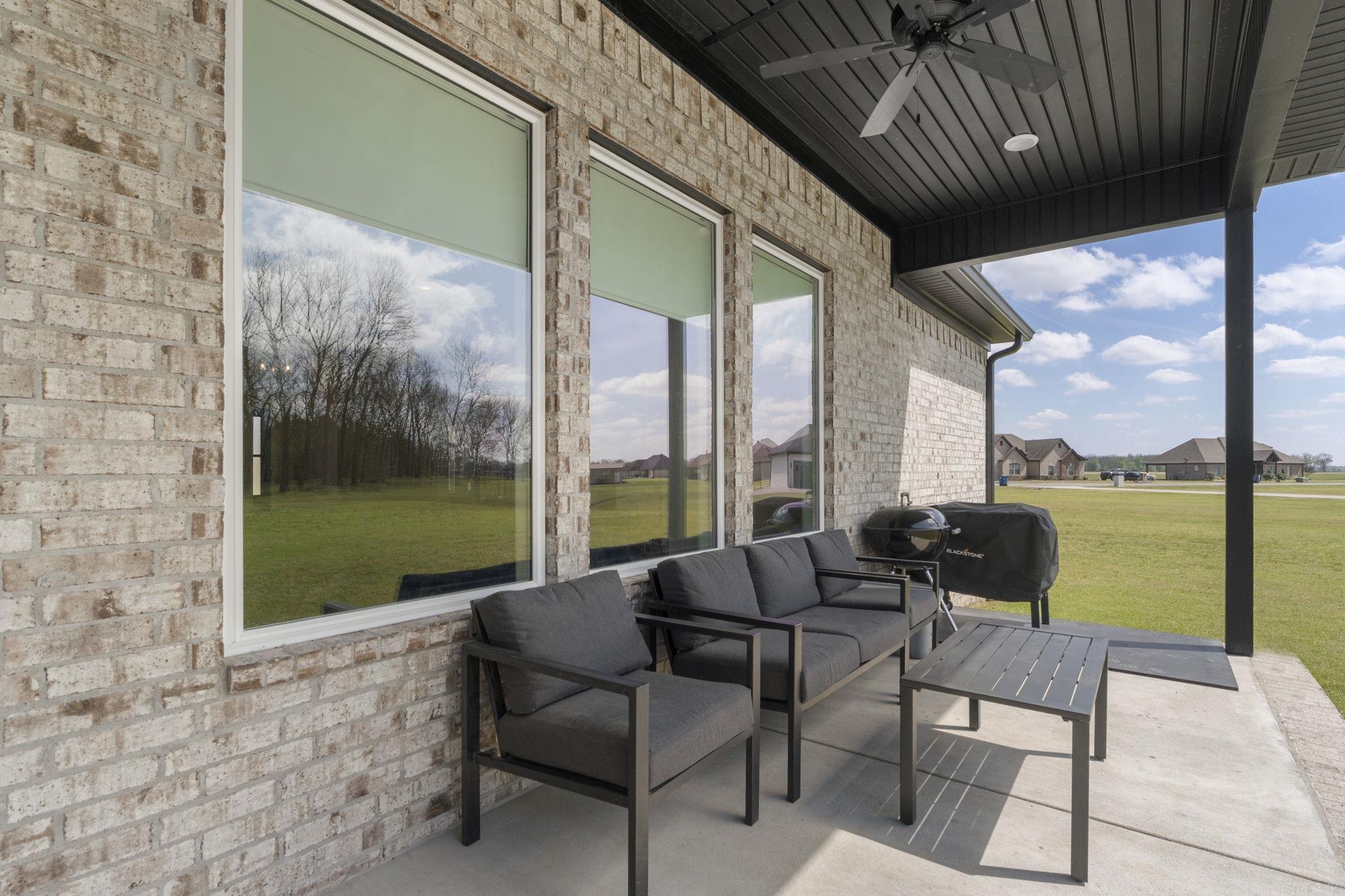 ASHLEY DOWNS - Residential