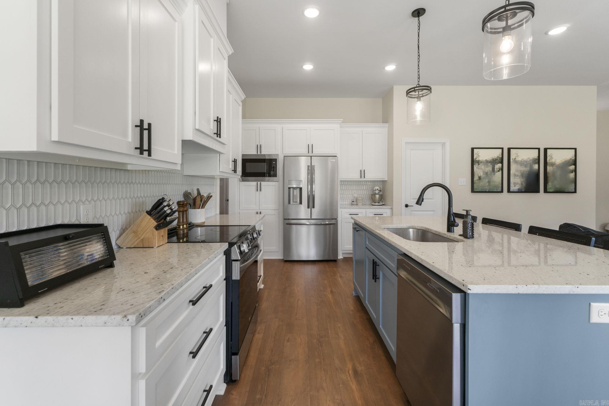 ASHLEY DOWNS - Residential