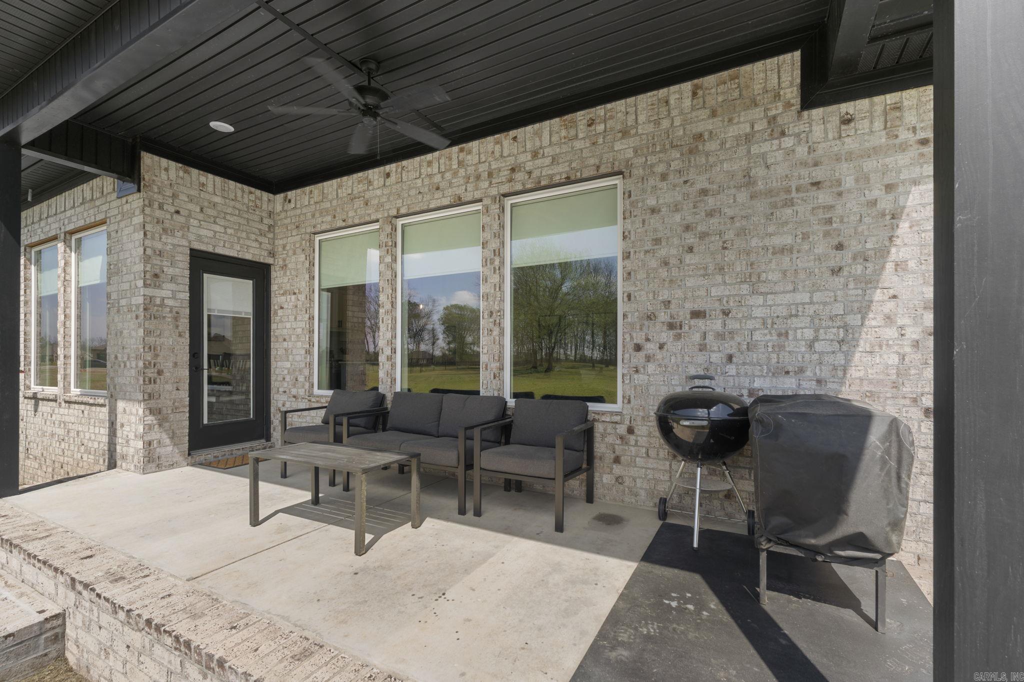 ASHLEY DOWNS - Residential