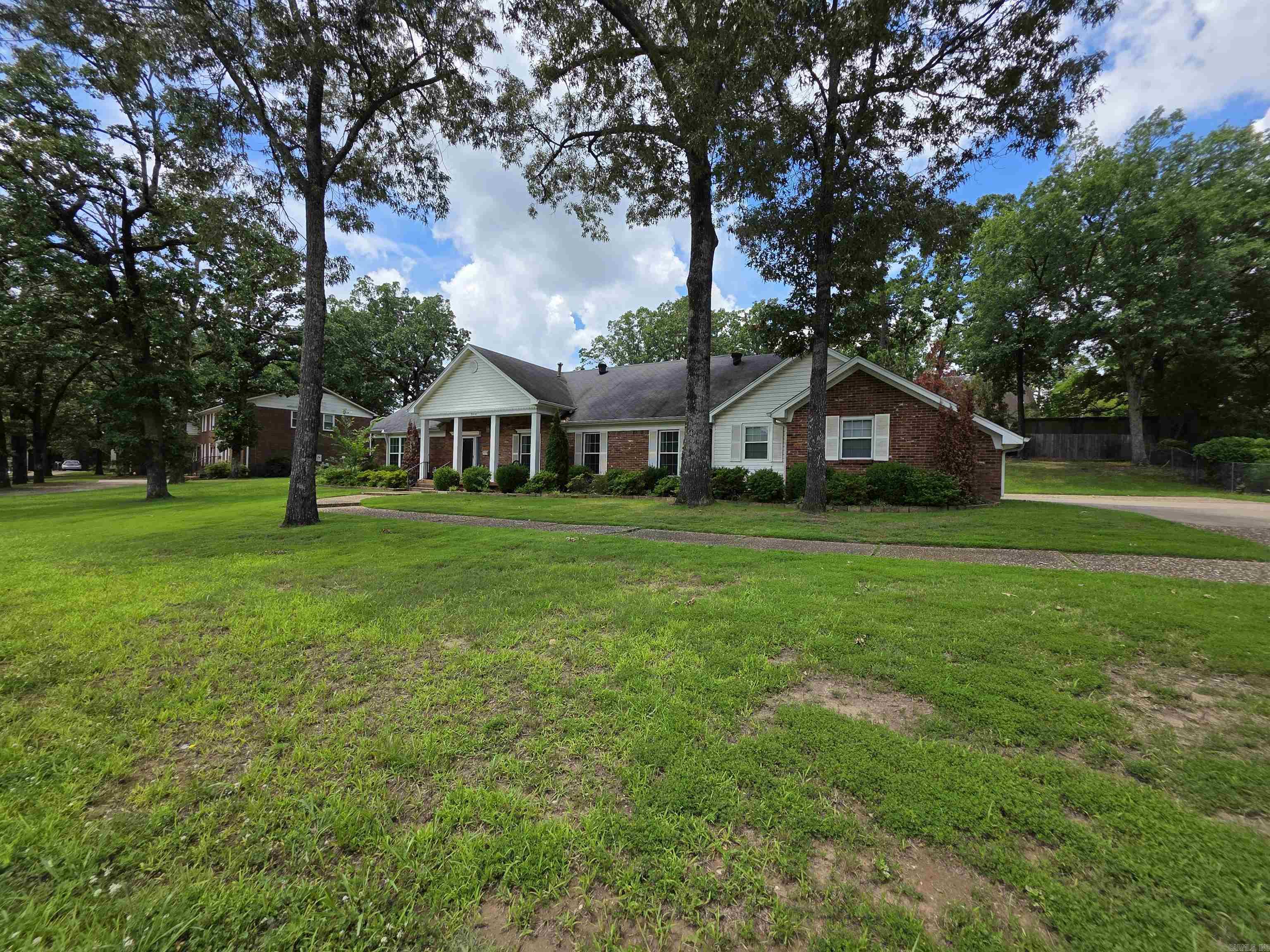 Pleasant Valley - Residential Lease