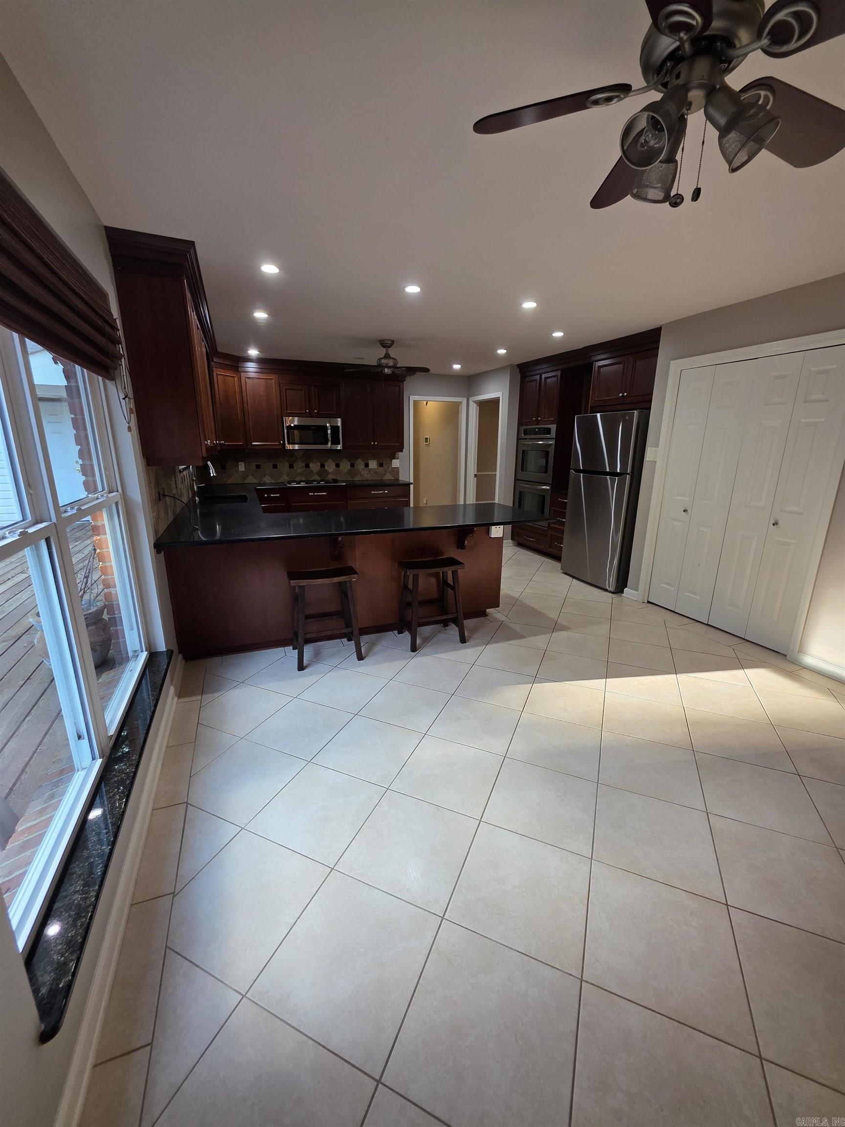 Pleasant Valley - Residential Lease