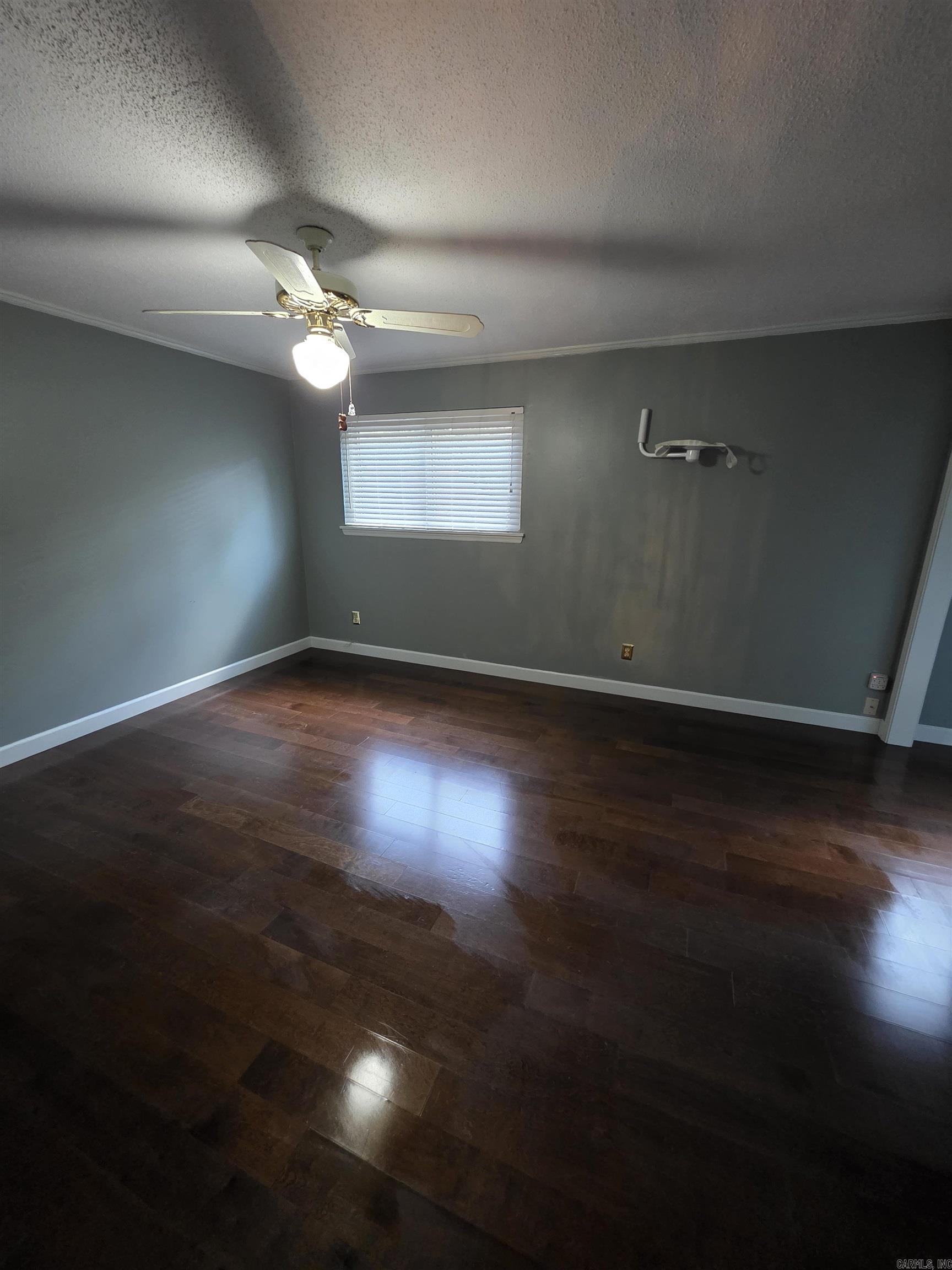 Pleasant Valley - Residential Lease