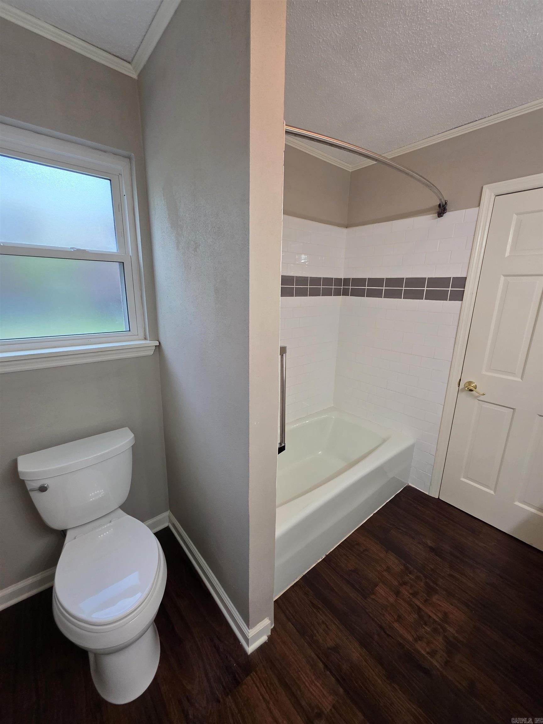 Pleasant Valley - Residential Lease