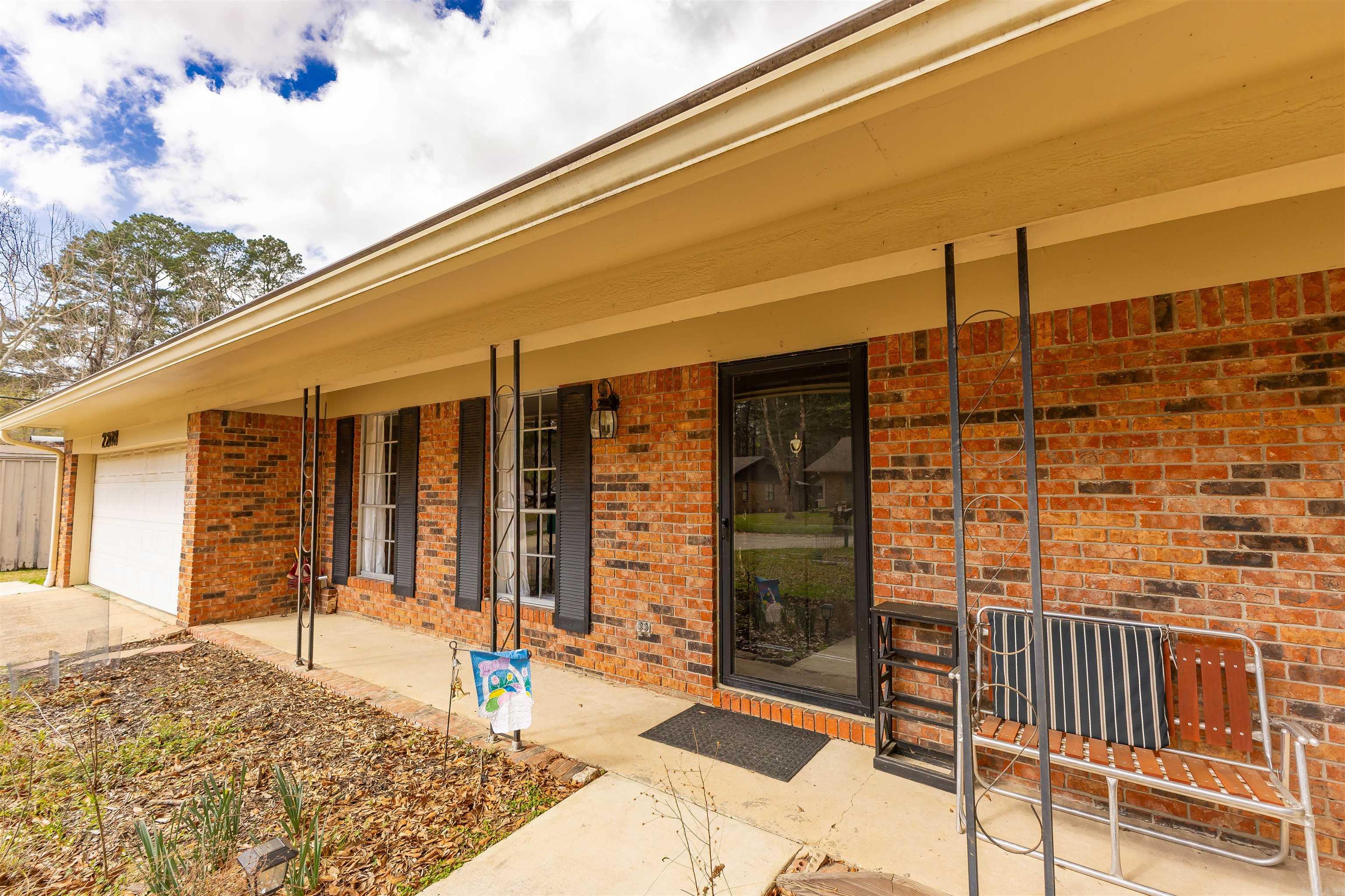 WEST LAKES ESTATES - Residential