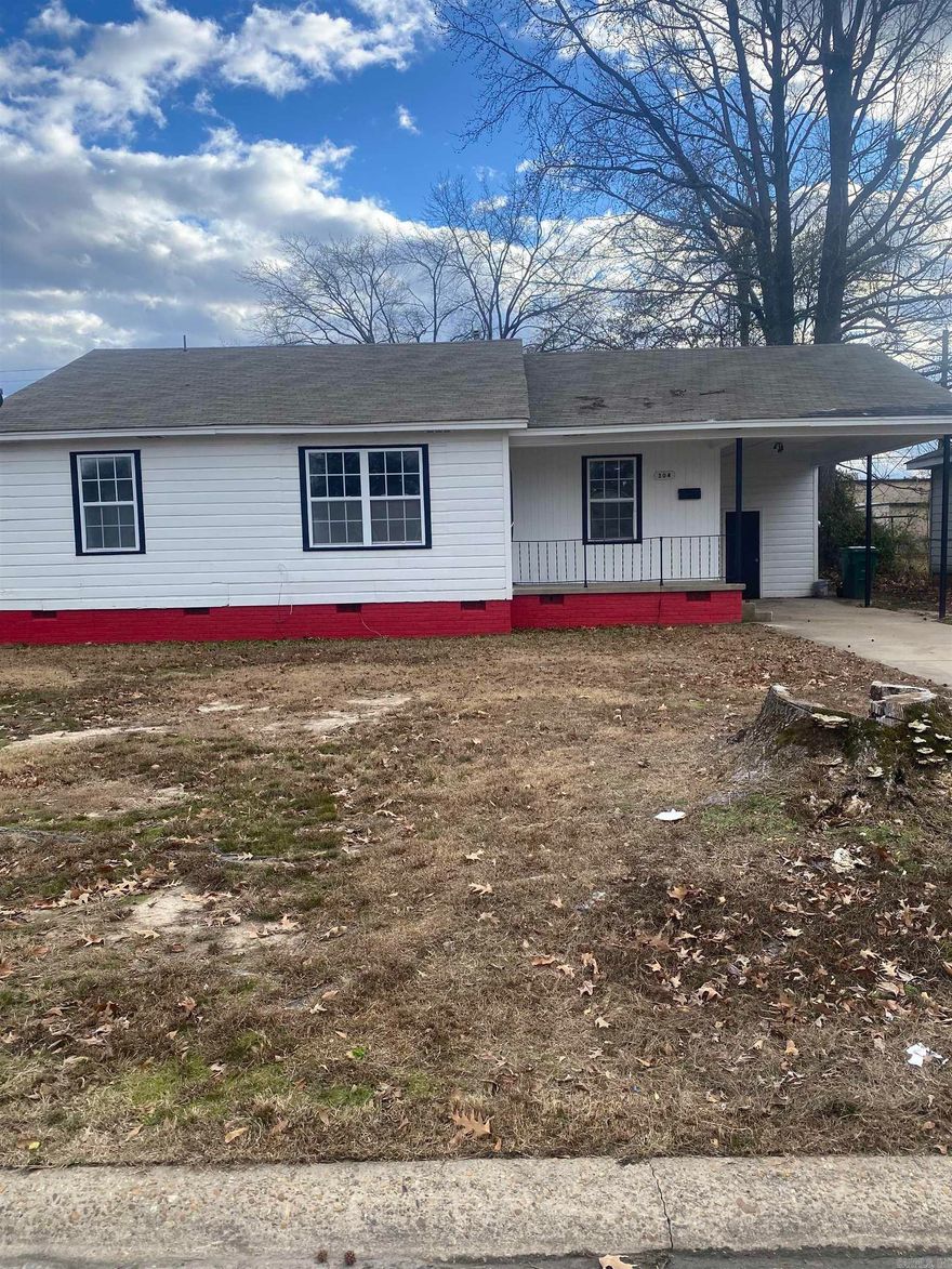 Beautiful property move in ready. Just waiting on you to call home.